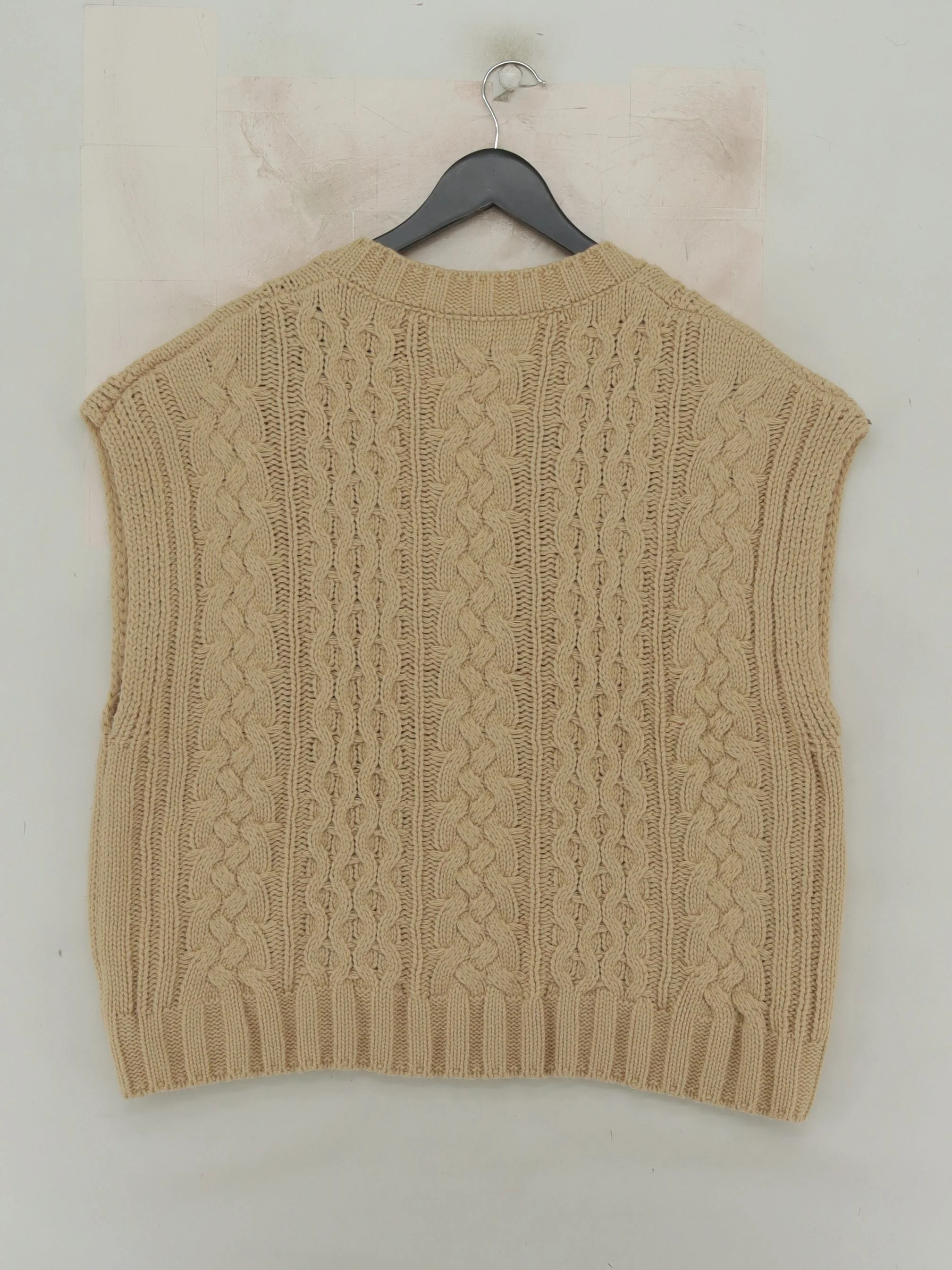 Lea & Viola Women's Jumper M Tan 100% Acrylic V-Neck Vest - Image 2