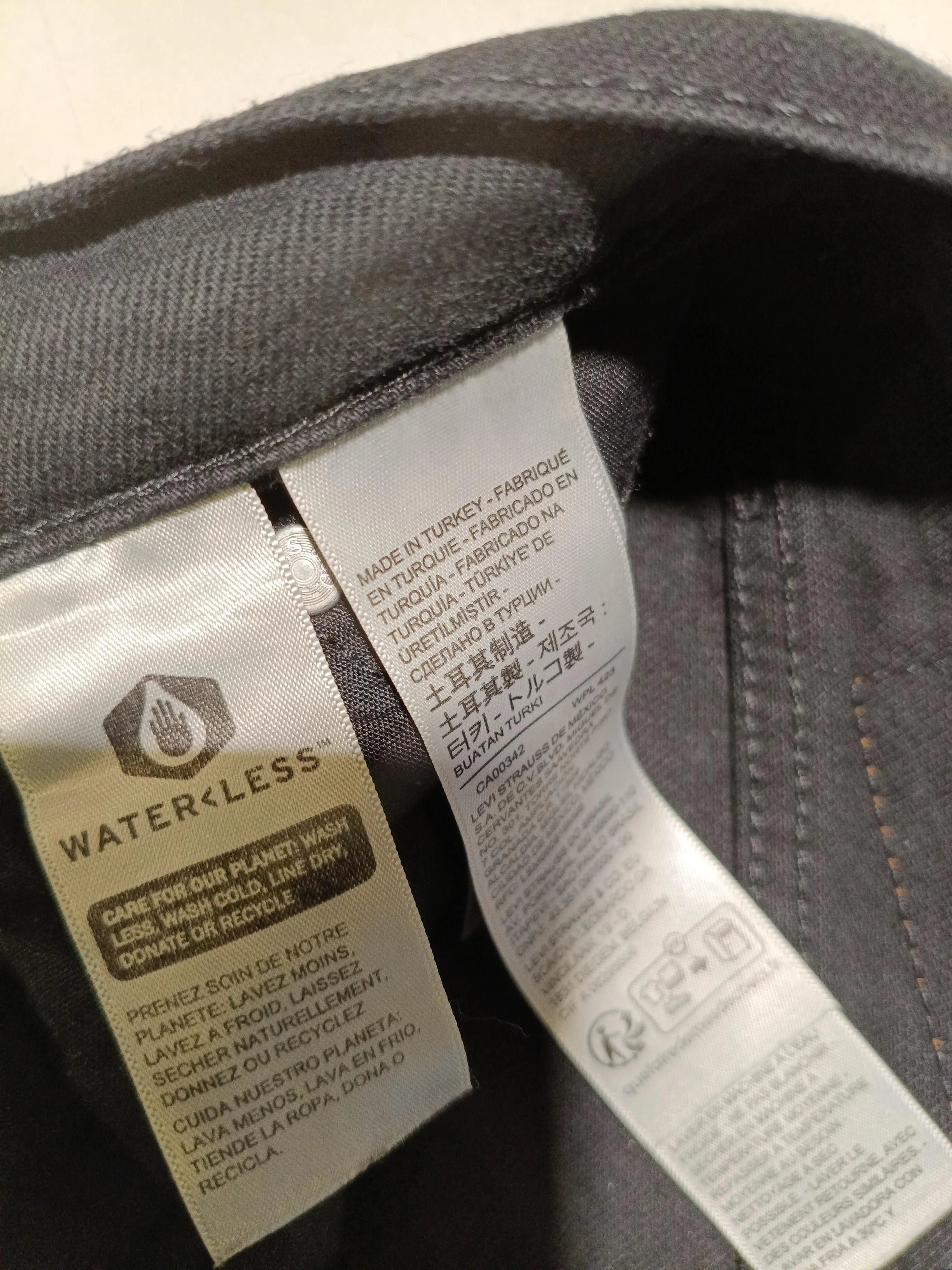 Levi’s Men's Jeans M Black 100% Cotton Straight - Image 7