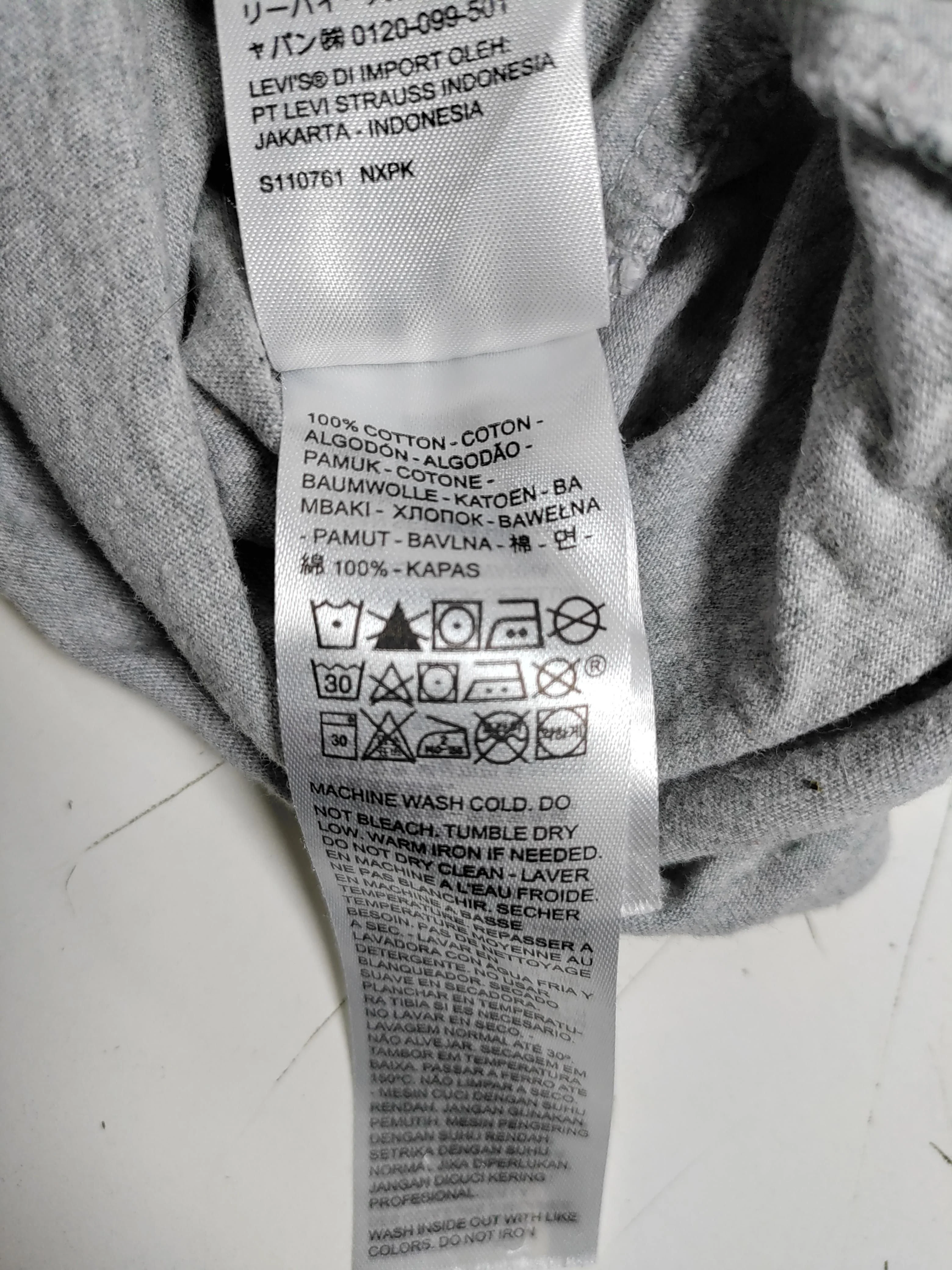 Levi’s Men's T-Shirt M Grey Graphic 100% Cotton Basic - Image 6