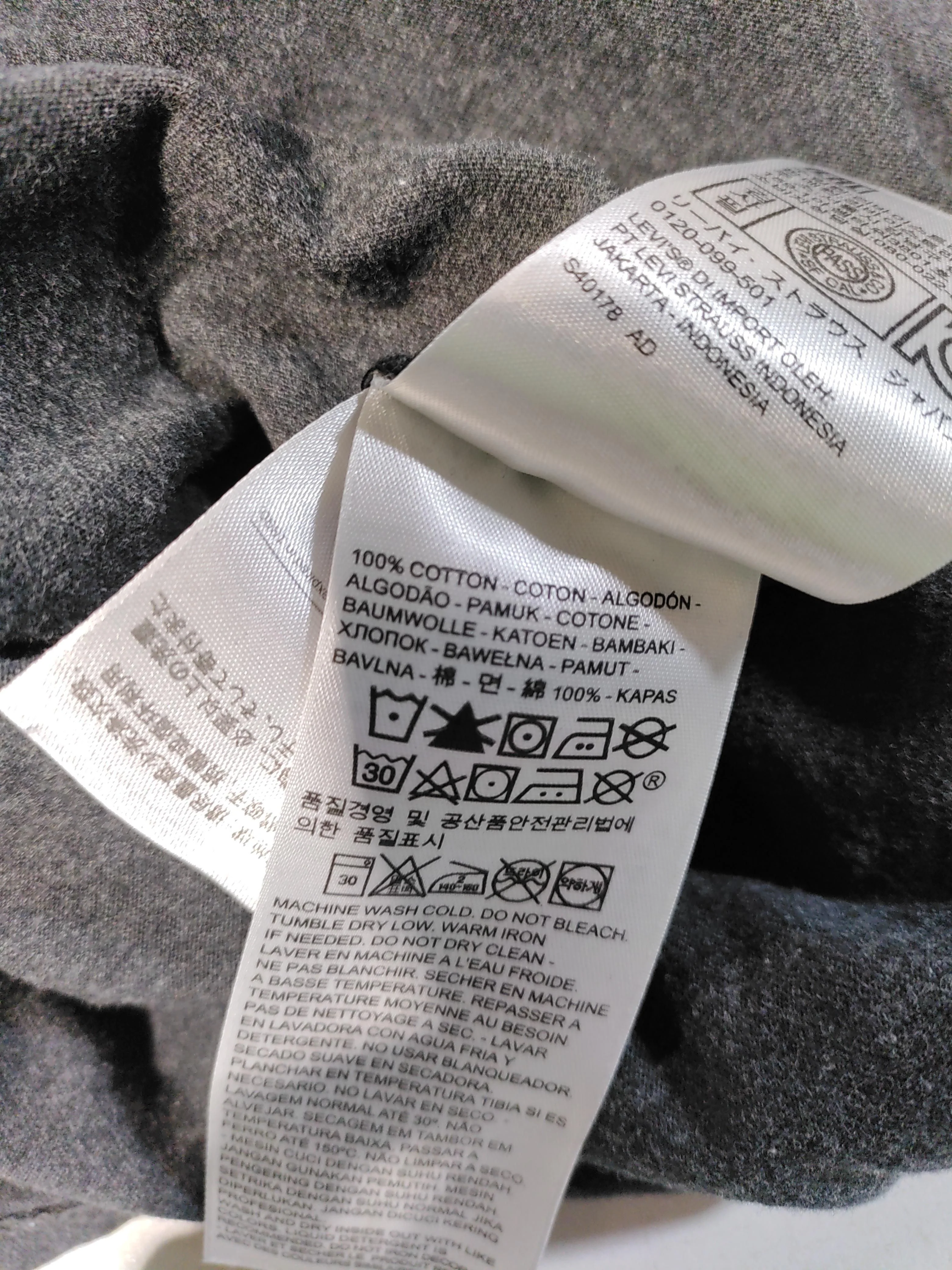 Levi’s Men's T-Shirt M Grey Graphic 100% Cotton Basic - Image 6