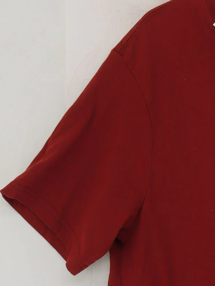Levi’s Men's T-Shirt S Red Graphic 100% Cotton Basic - Image 4