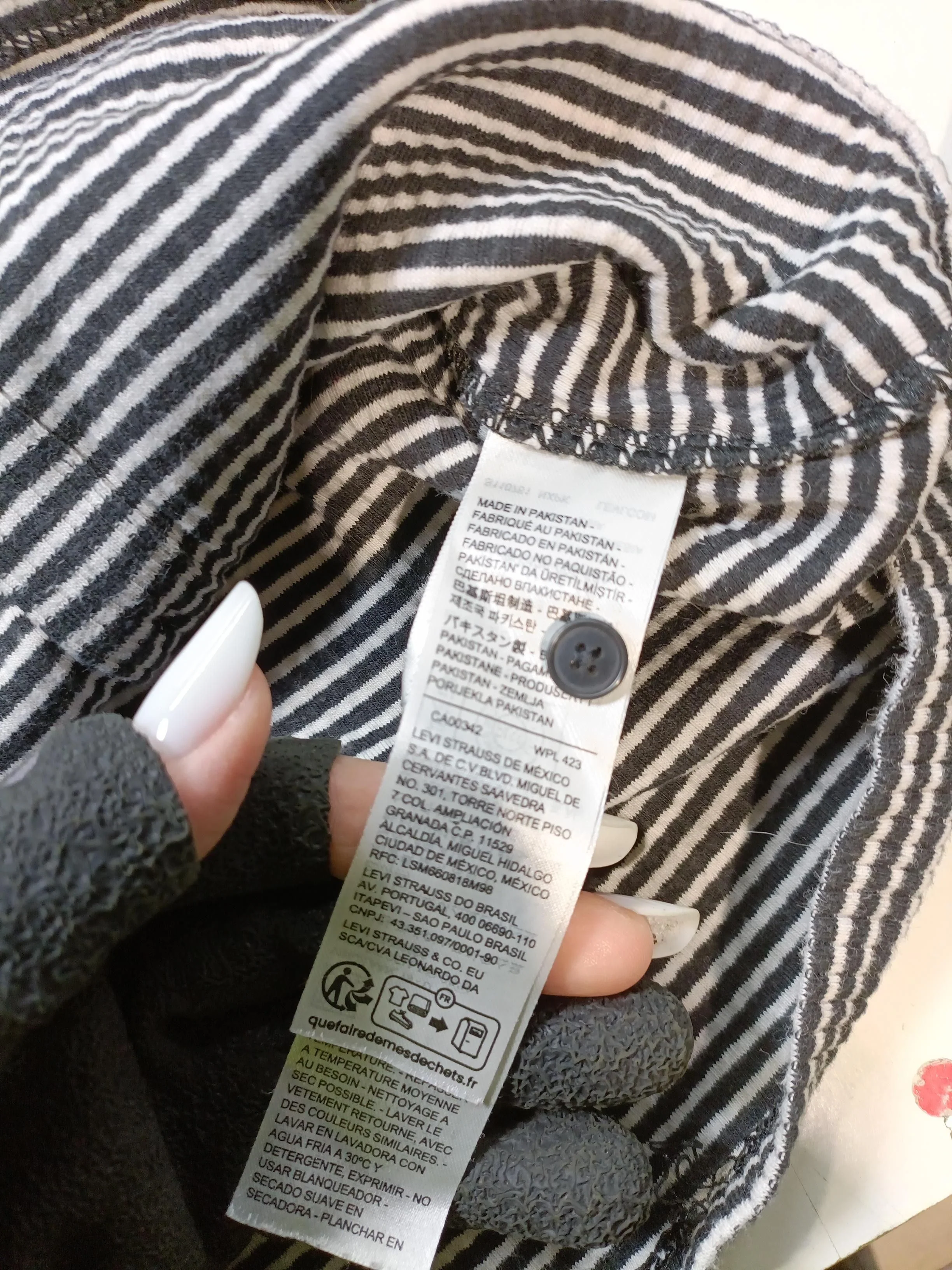 Levi’s Women's Cardigan S Multi Striped 100% Other Round Neck Cardigan - Image 6