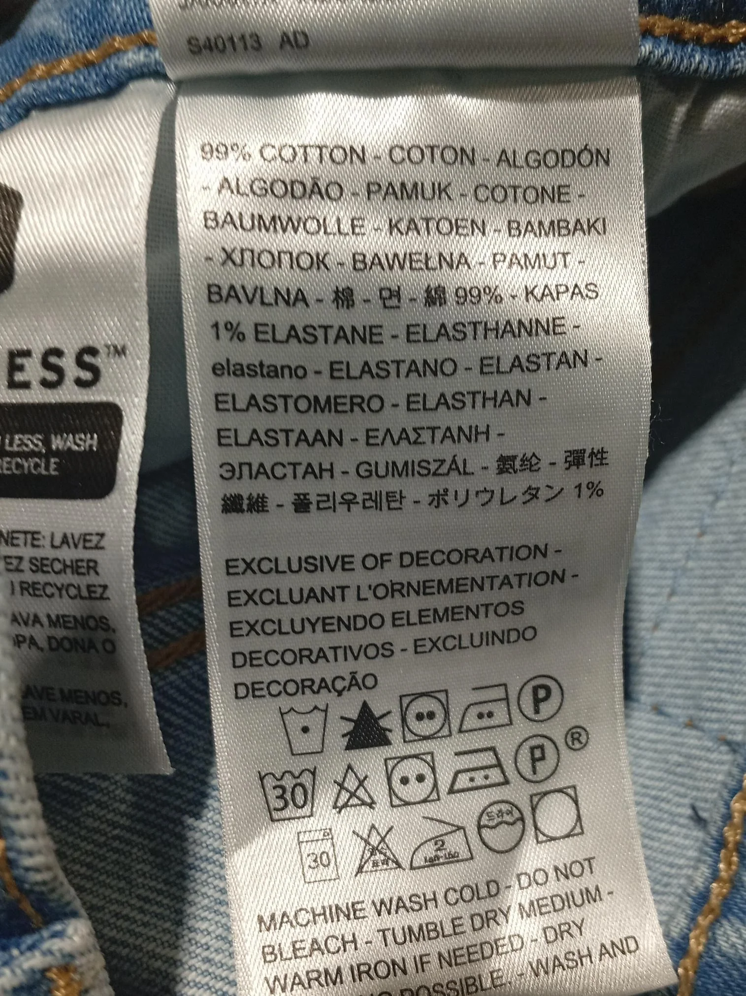 Levi’s Women's Jeans W 24 in; L 28 in Blue Cotton with Elastane Mom - Image 6