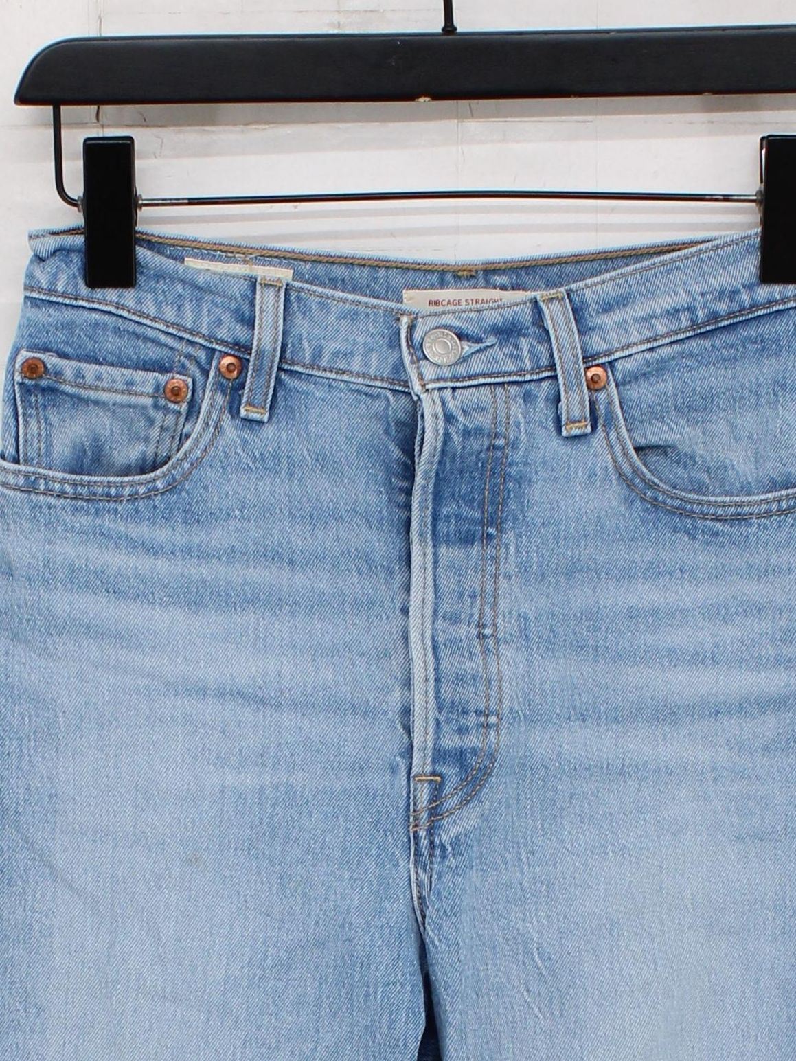 Levi’s Women's Jeans W 26 in Blue Cotton with Elastane Straight - Image 3