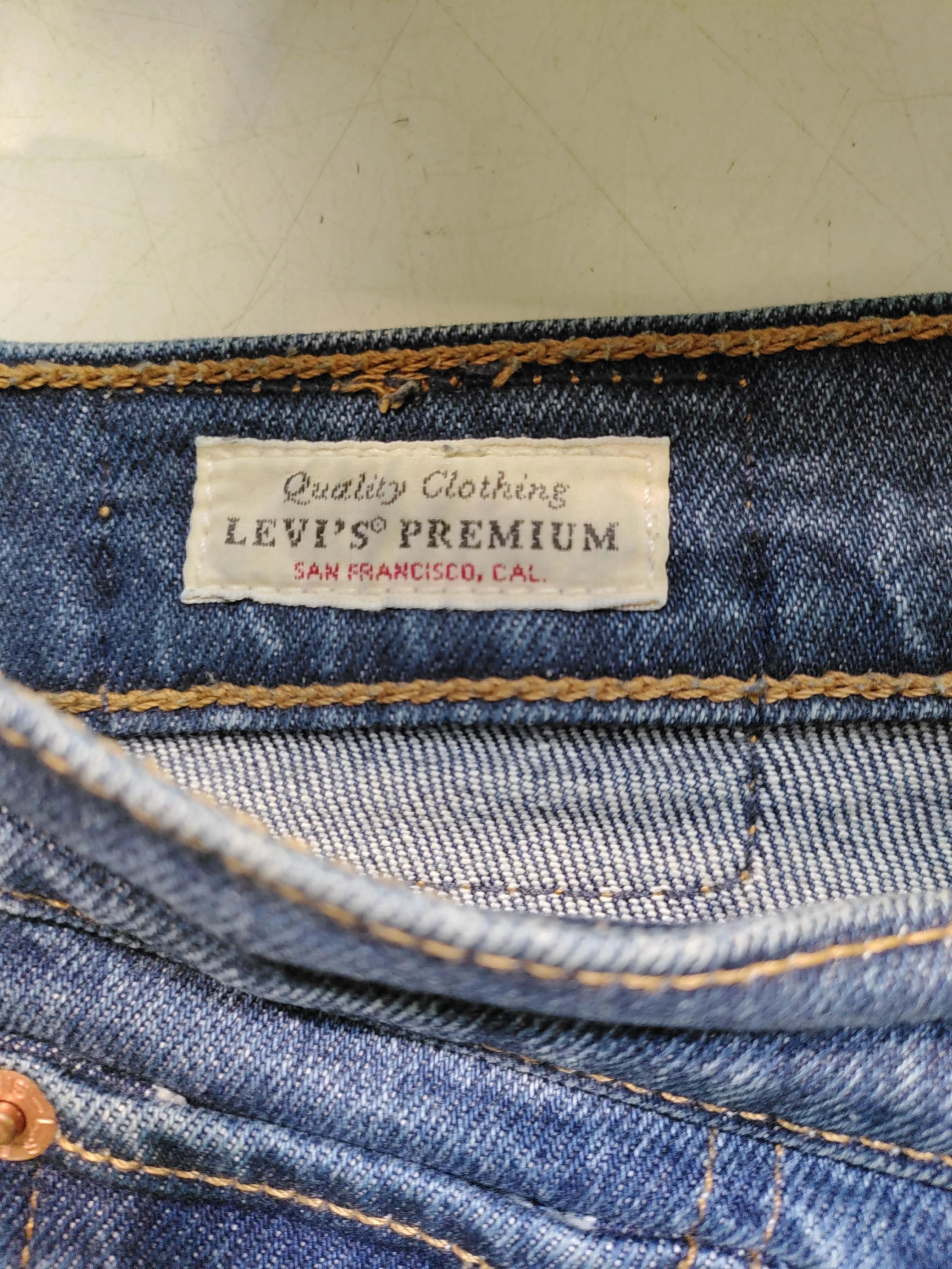 Levi’s Women's Jeans W 27 in Blue Cotton with Elastane Straight - Image 5