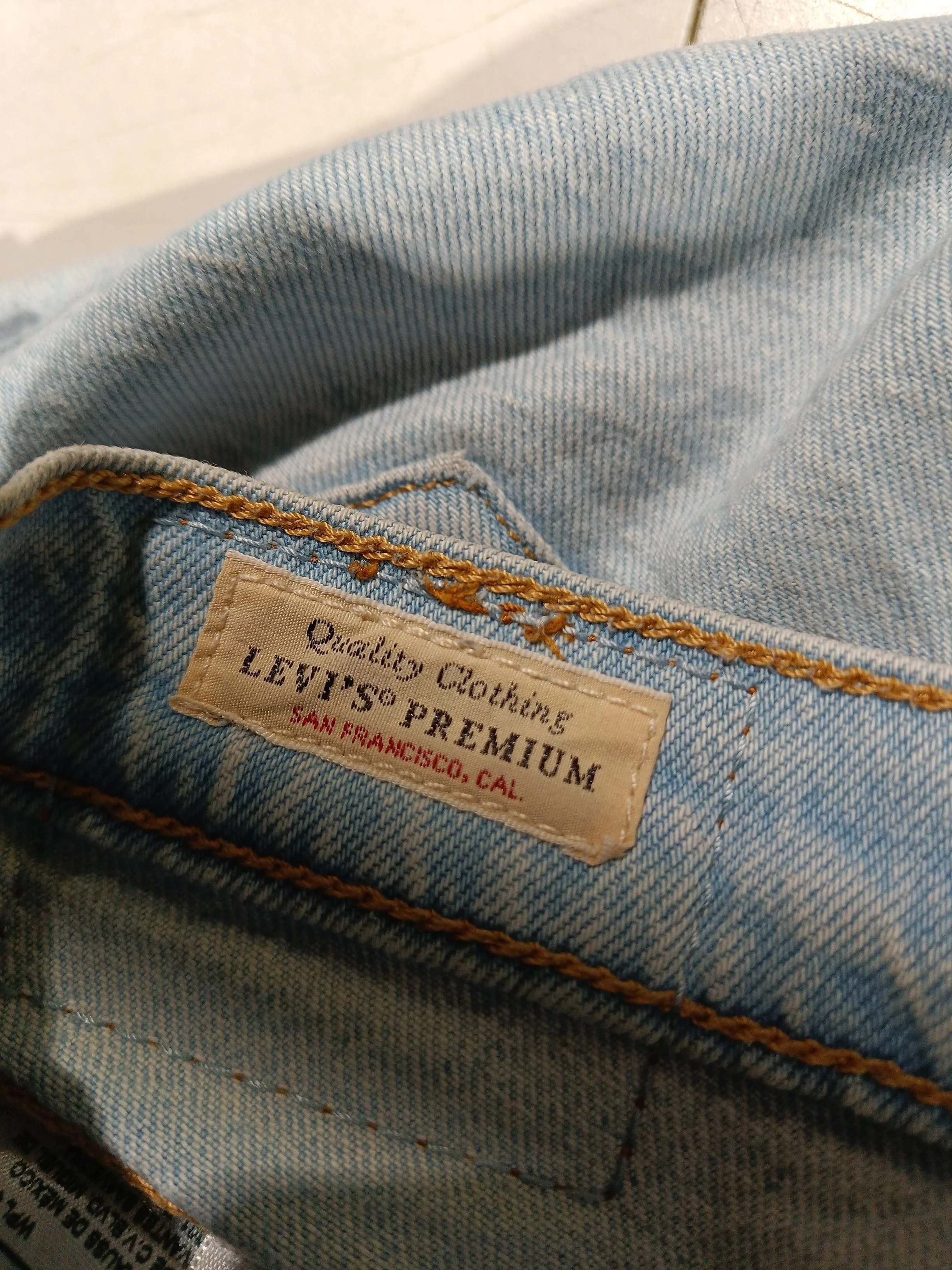 Levi’s Women's Jeans W 27 in; L 30 in Blue 100% Cotton Mom - Image 5