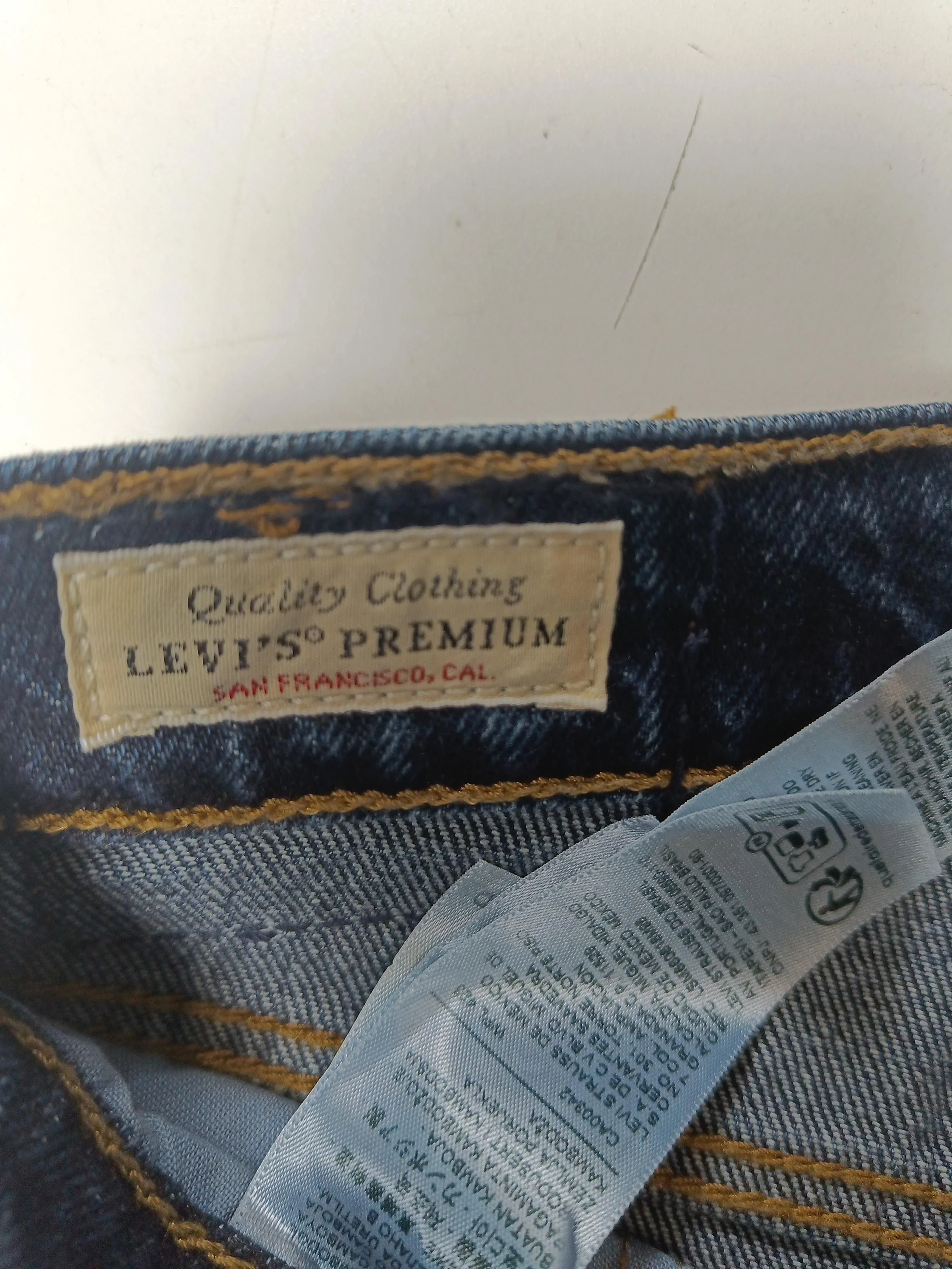 Levi’s Women's Jeans W 28 in Blue 100% Cotton Mom - Image 5