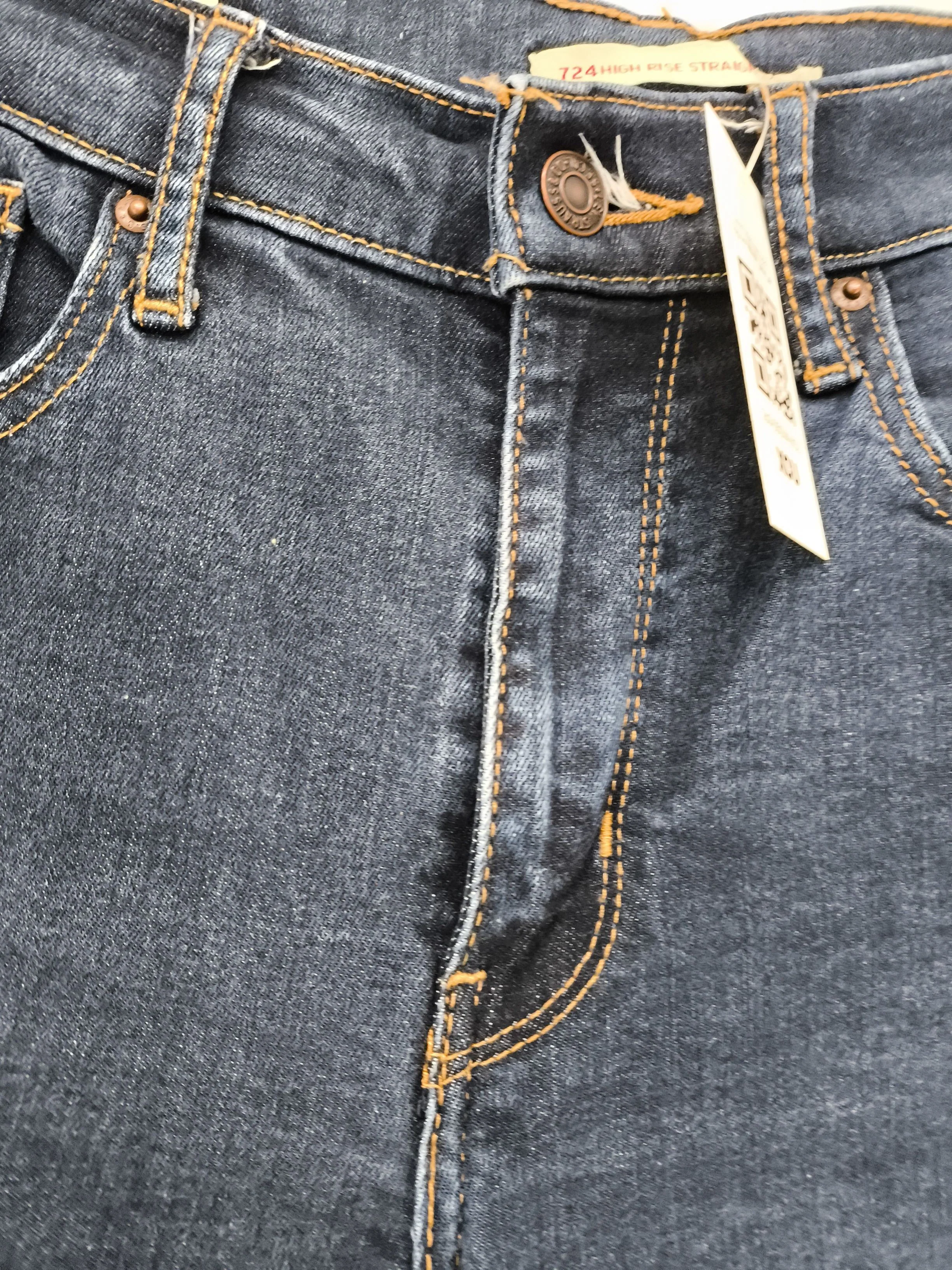 Levi’s Women's Jeans W 28 in; L 30 in Blue Cotton with Elastane Straight - Image 5