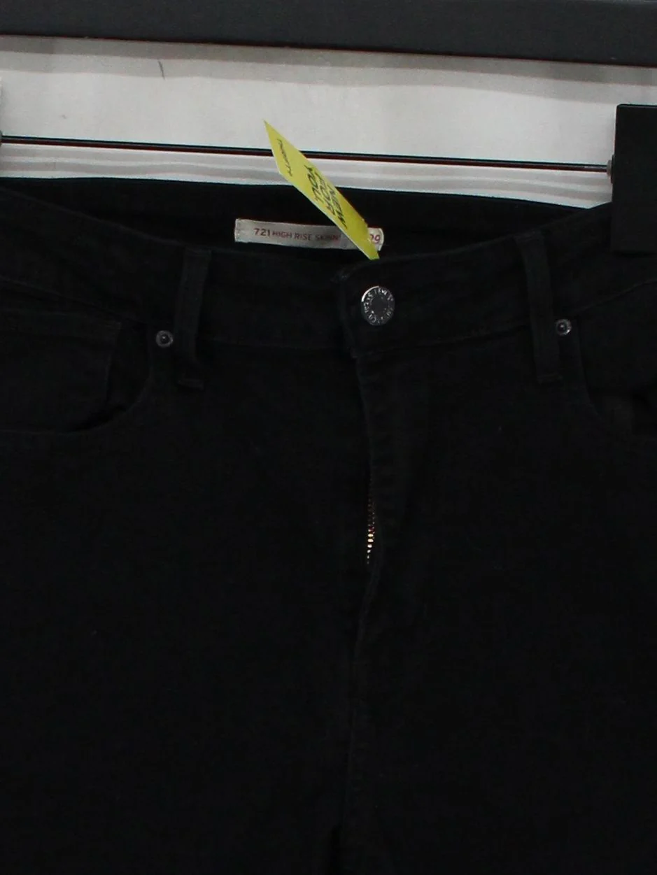 Levi’s Women's Jeans W 29 in Black Cotton with Polyester, Elastane Skinny - Image 3