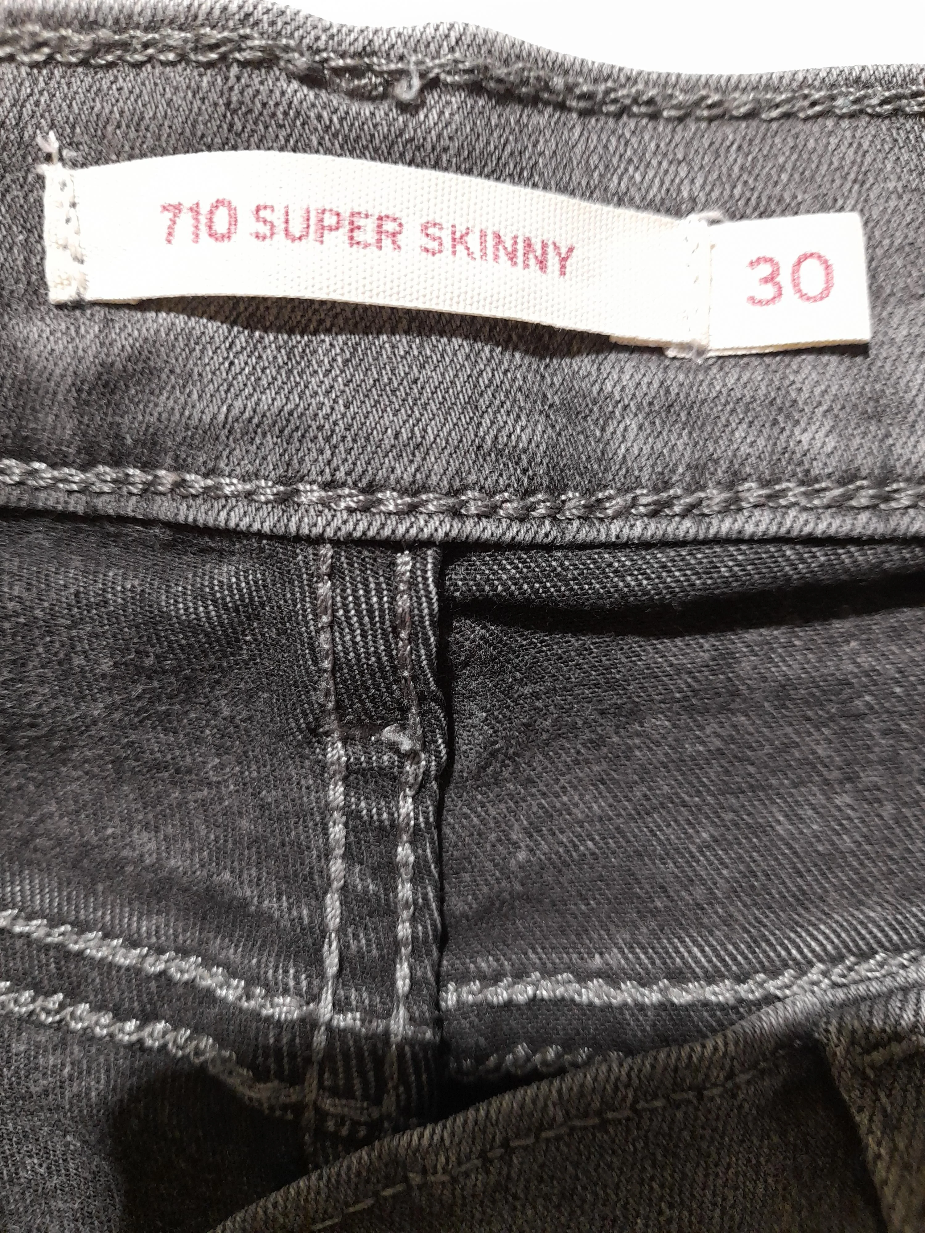 Levi’s Women's Jeans W 30 in Grey Cotton - Image 5