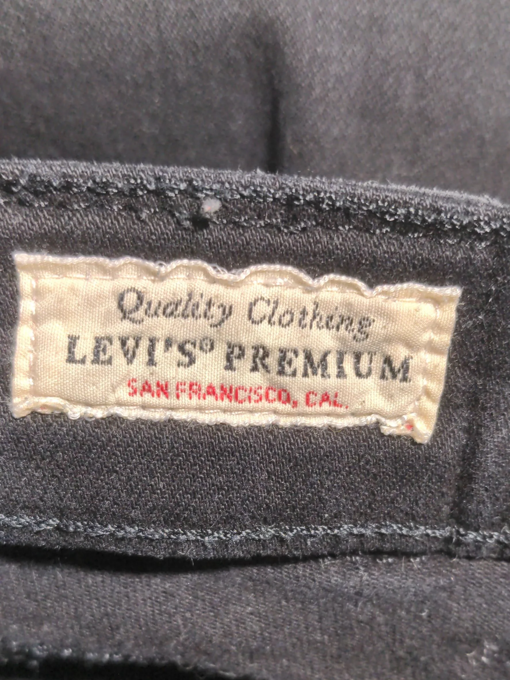 Levi’s Women's Jeans W 32 in Black Cotton - Image 5