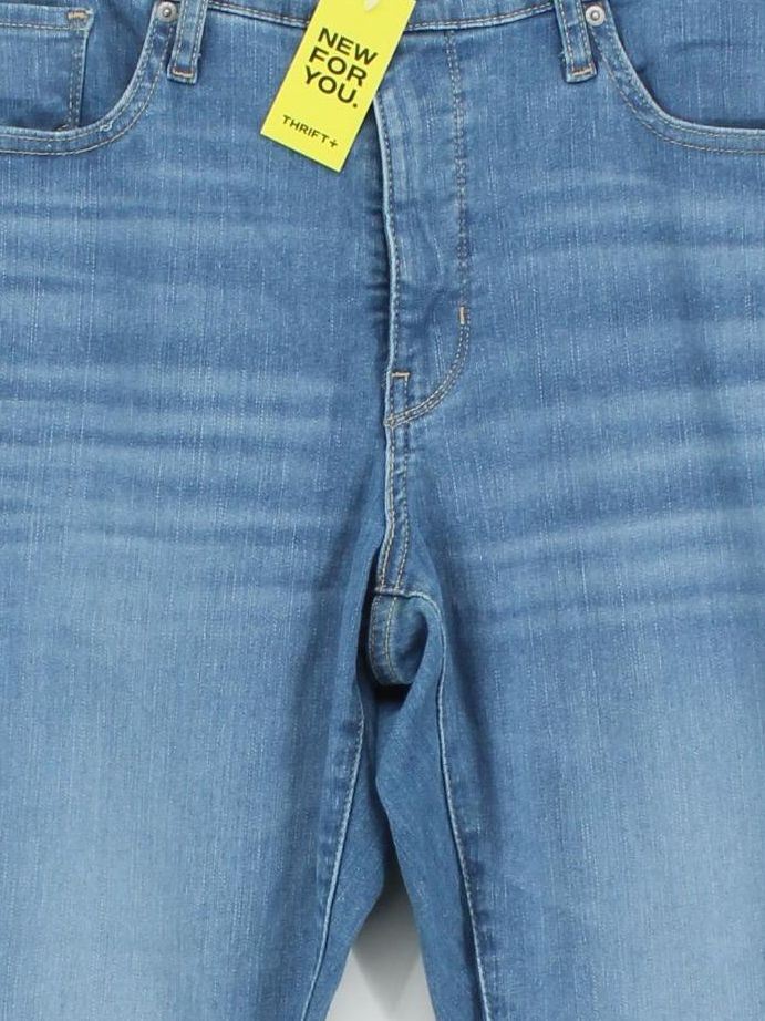 Levi’s Women's Jeans W 33 in Blue Cotton - Image 3