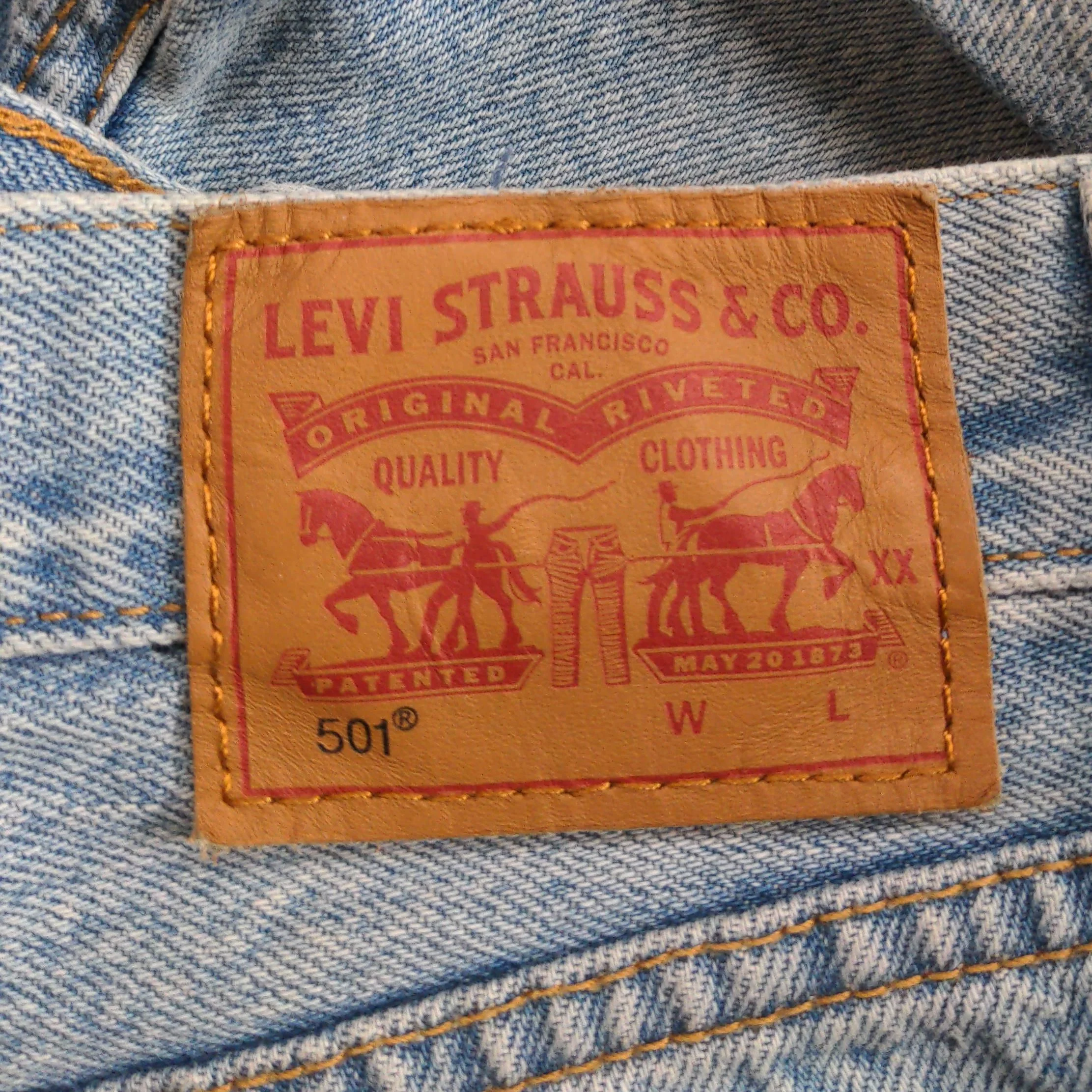 Levi’s Women's Shorts W 25 in Blue 100% Cotton Cut-Off - Image 5