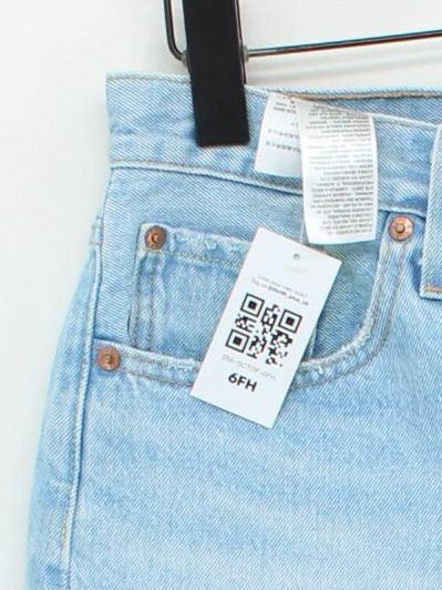 Levi’s Women's Shorts W 28 in Blue 100% Cotton Cut-Off - Image 4