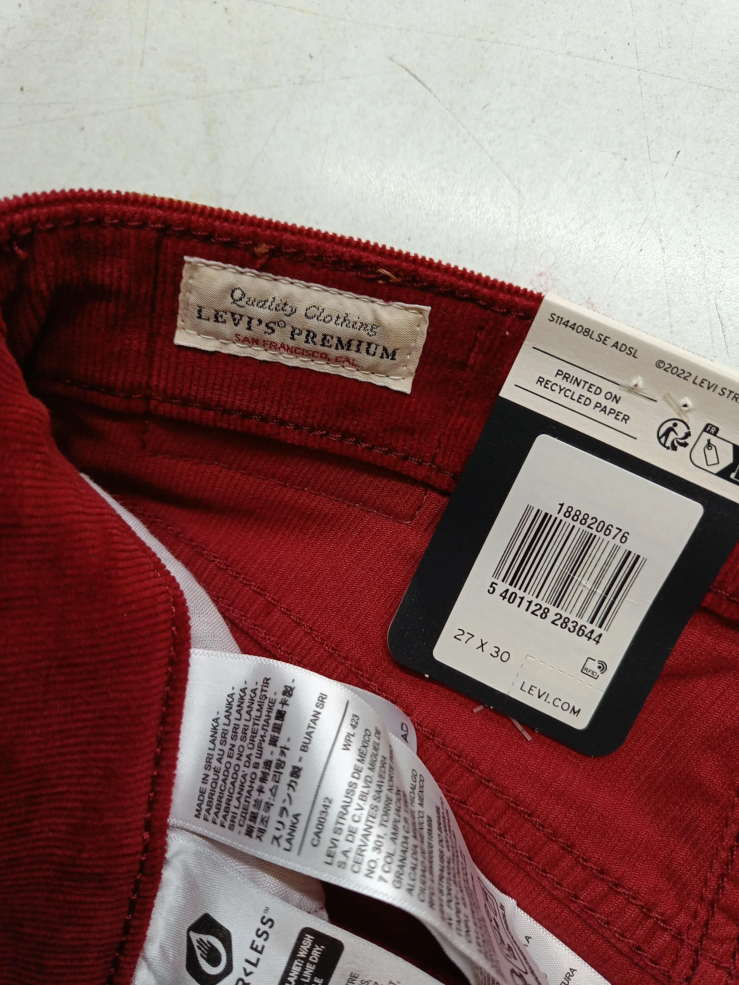 Levi’s Women's Trousers W 27 in Red Cotton with Elastane Chino New with tags - Image 5