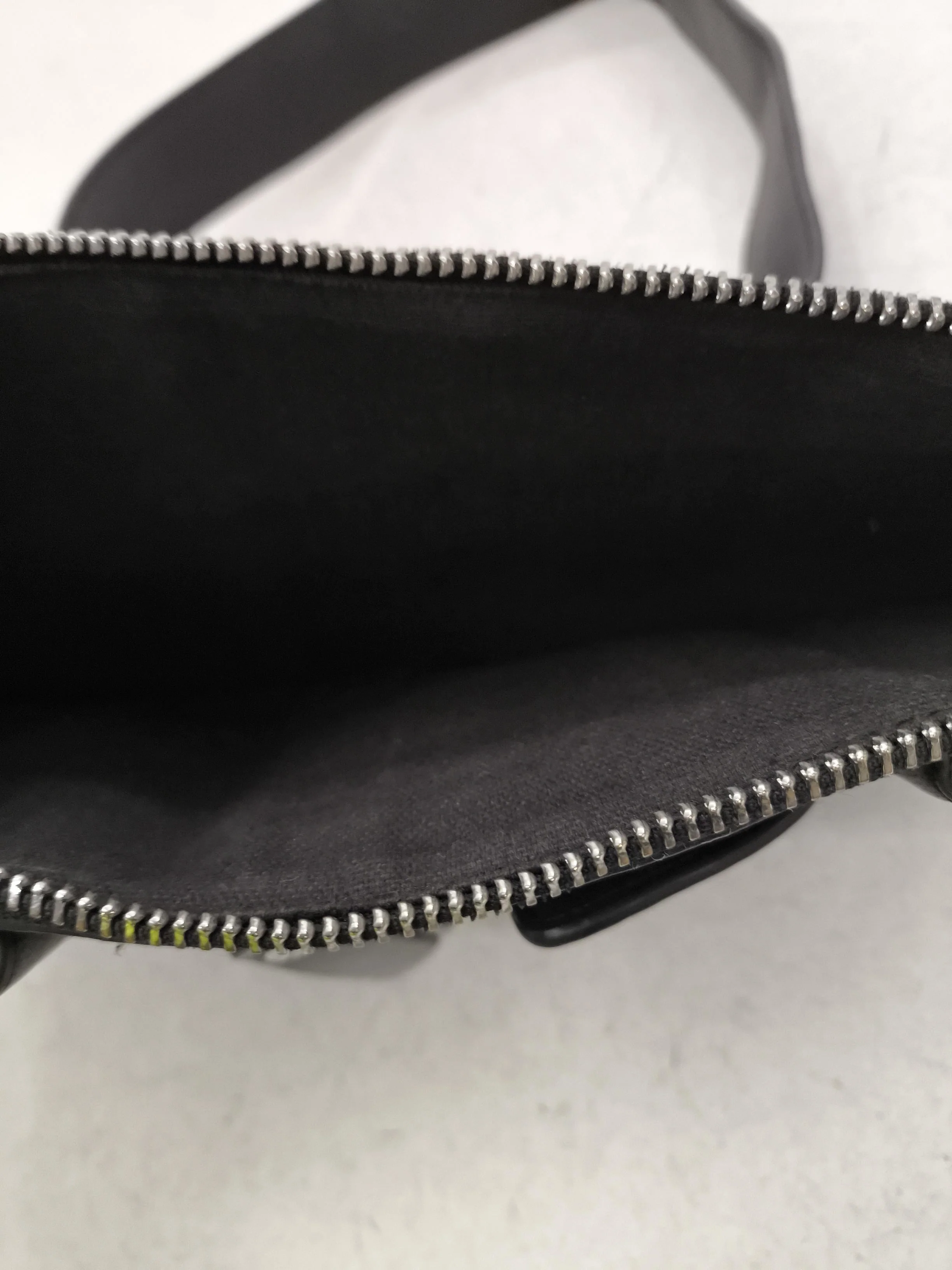 Liebeskind Men's Bag Black 100% Leather Belt Bag & Waist Pack - Image 4