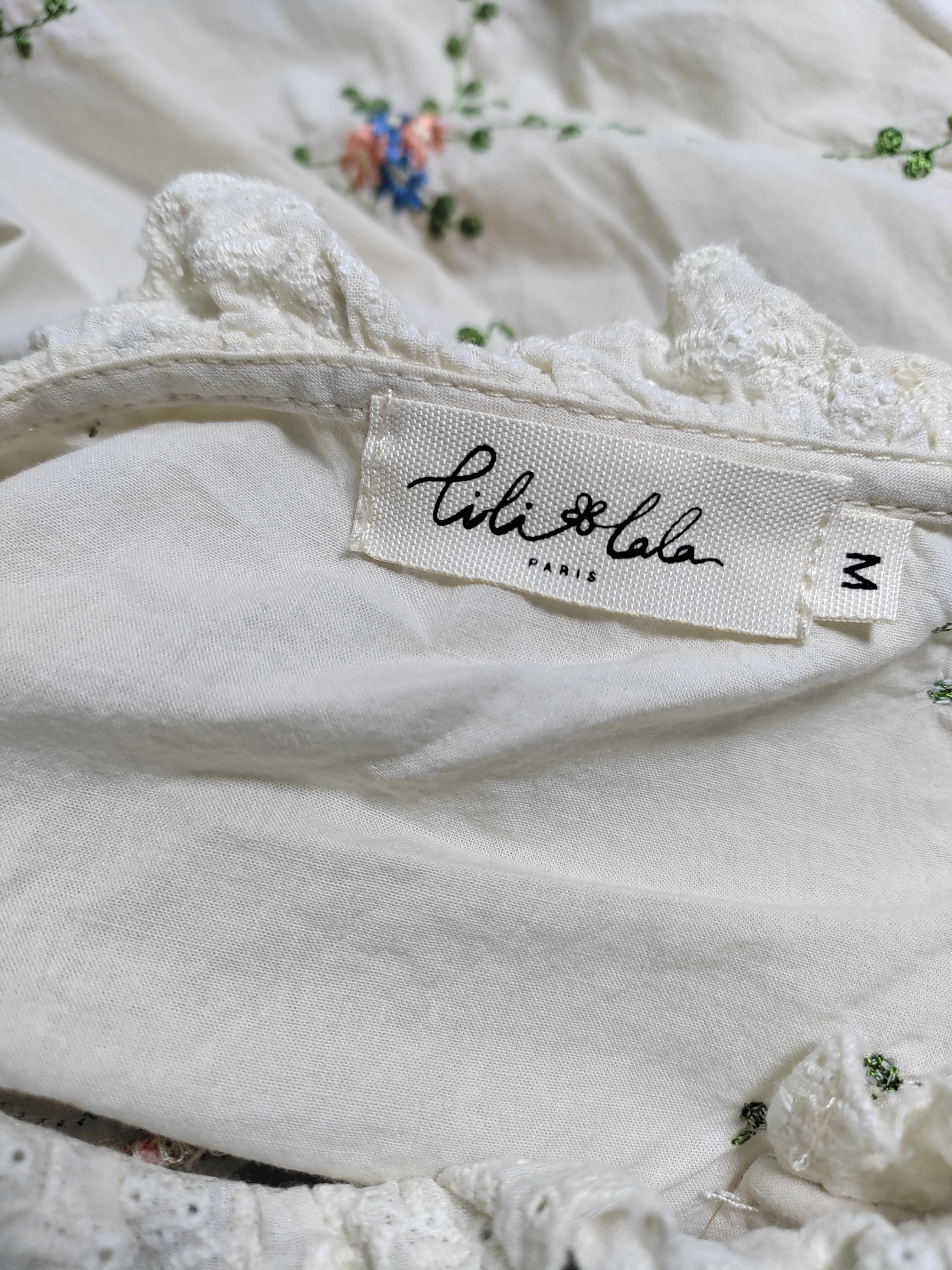 Lili & Lala Women's Blouse M Cream Floral 100% Cotton Long Sleeve Collared Basic - Image 5