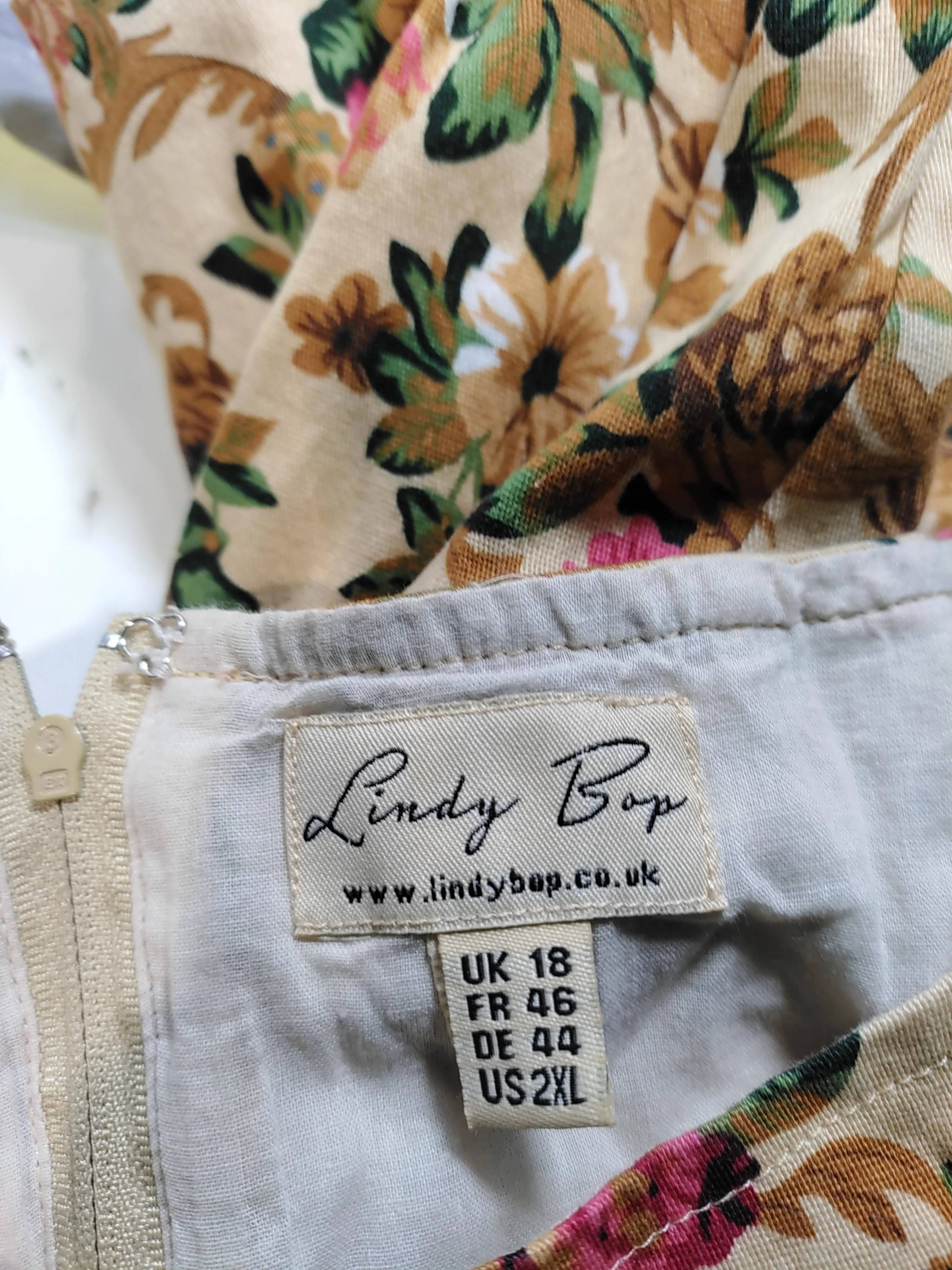 Lindy Bop A-Line Mini Dress UK18 in Multi - Image 5