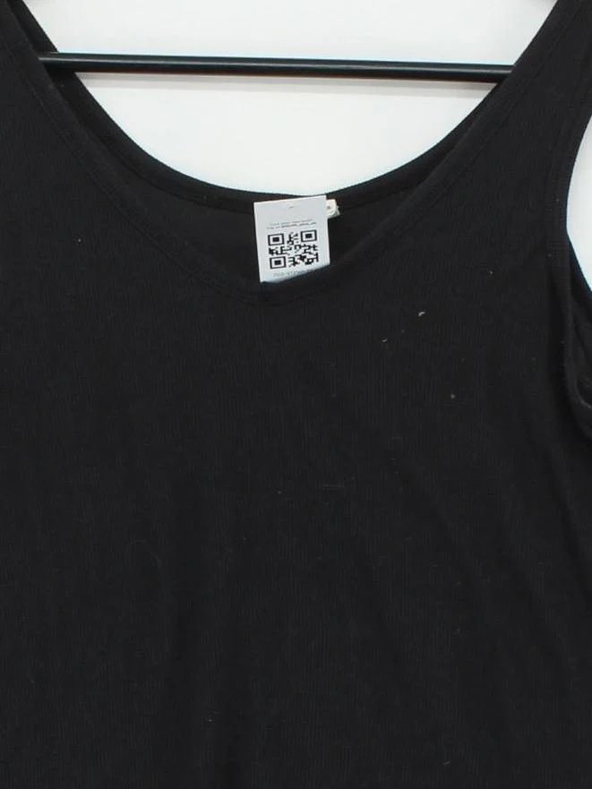 Lucy & Yak Women's T-Shirt M Black Viscose with Elastane Sleeveless V-Neck Basic - Image 3