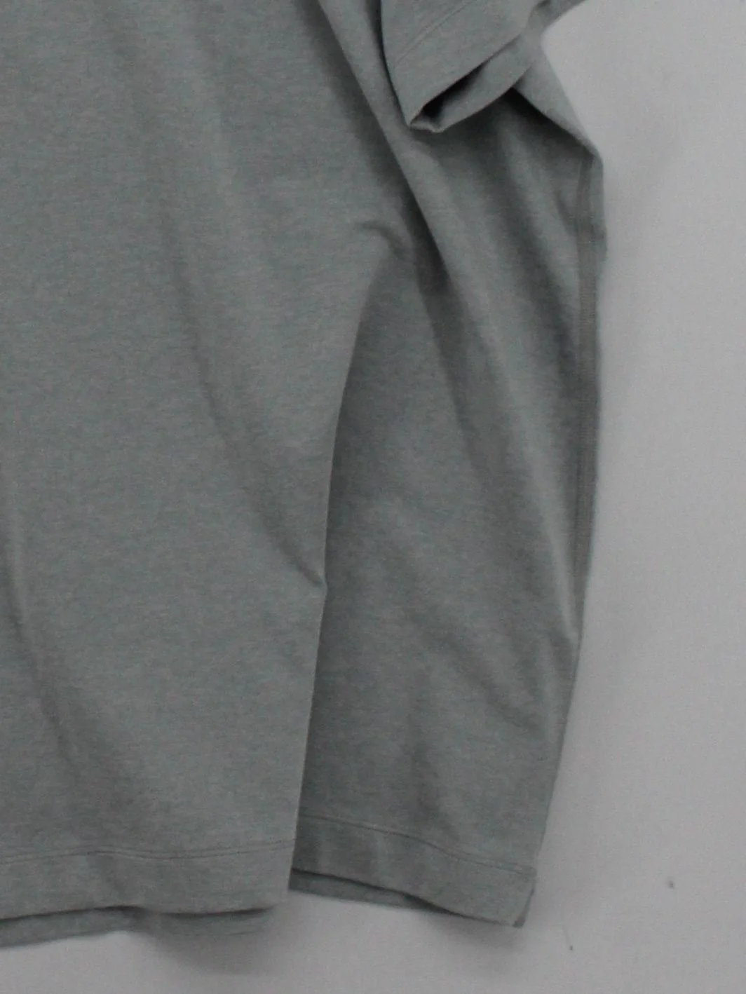Lululemon Men's T-Shirt XL Grey 100% Cotton Basic - Image 4