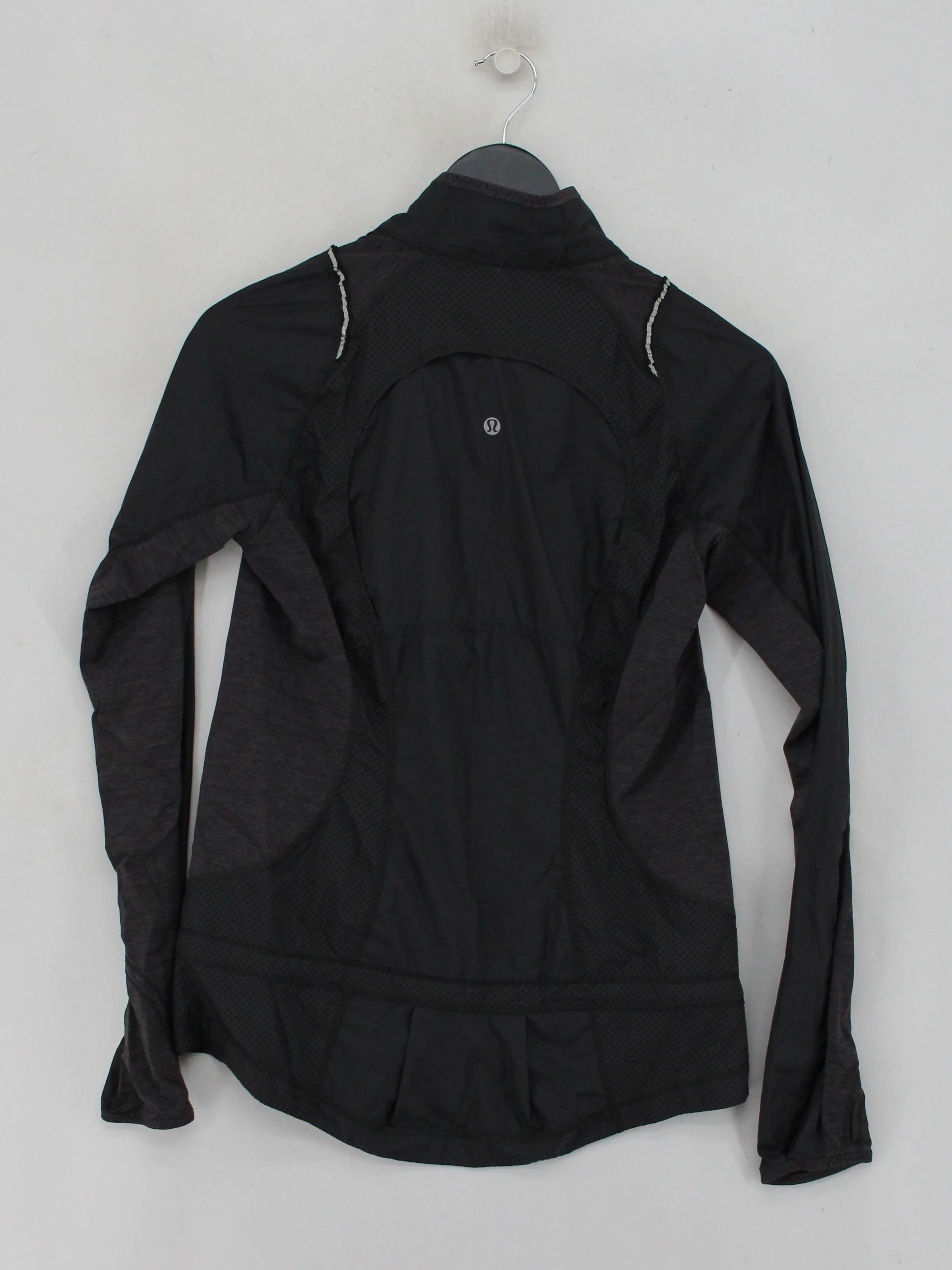Lululemon Windbreaker jacket black - Image 2
