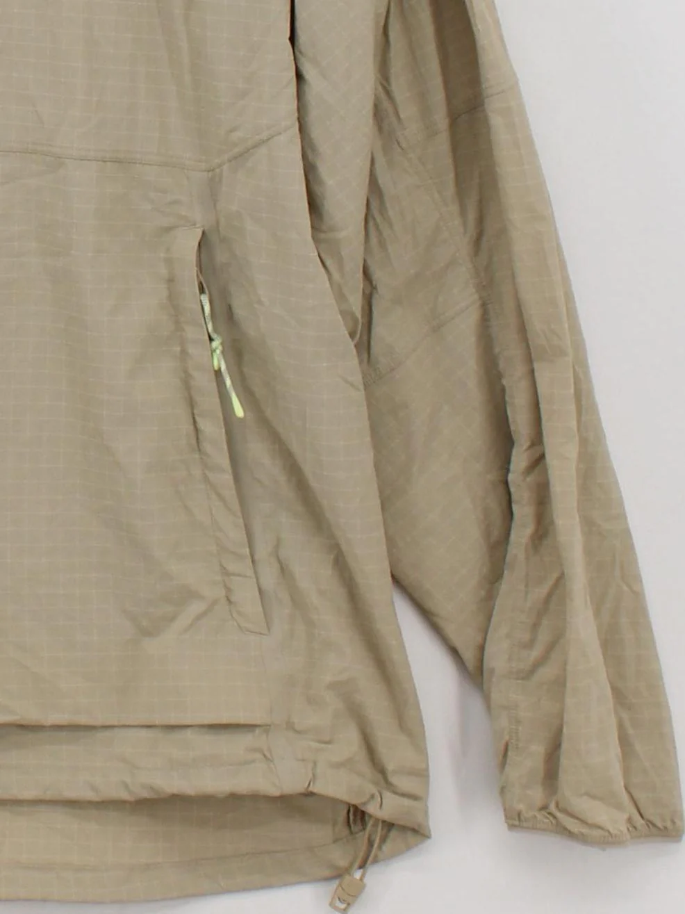 Lululemon Windbreaker jacket tan - Image 4