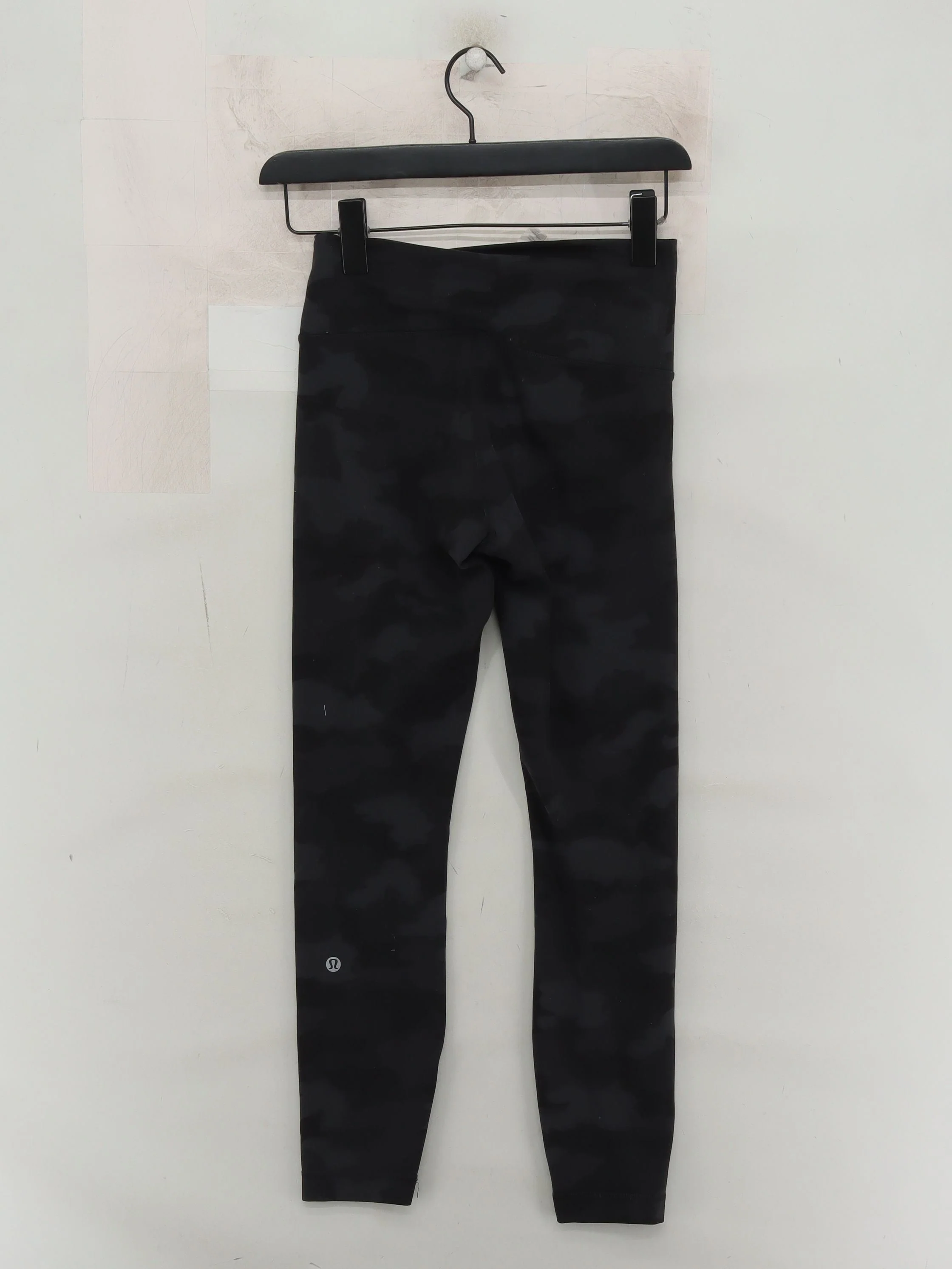 Lululemon Women's Leggings UK 10 Black Camo Nylon with Elastane Full length - Image 2