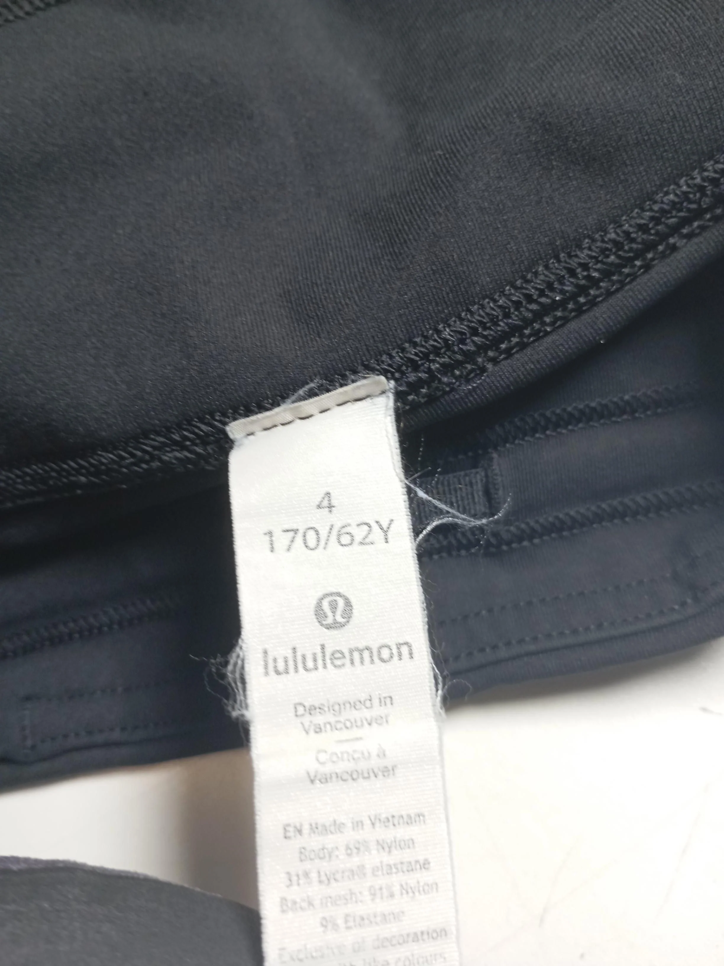 Lululemon Women's Leggings UK 8 Black Nylon with Elastane Capri - Image 5