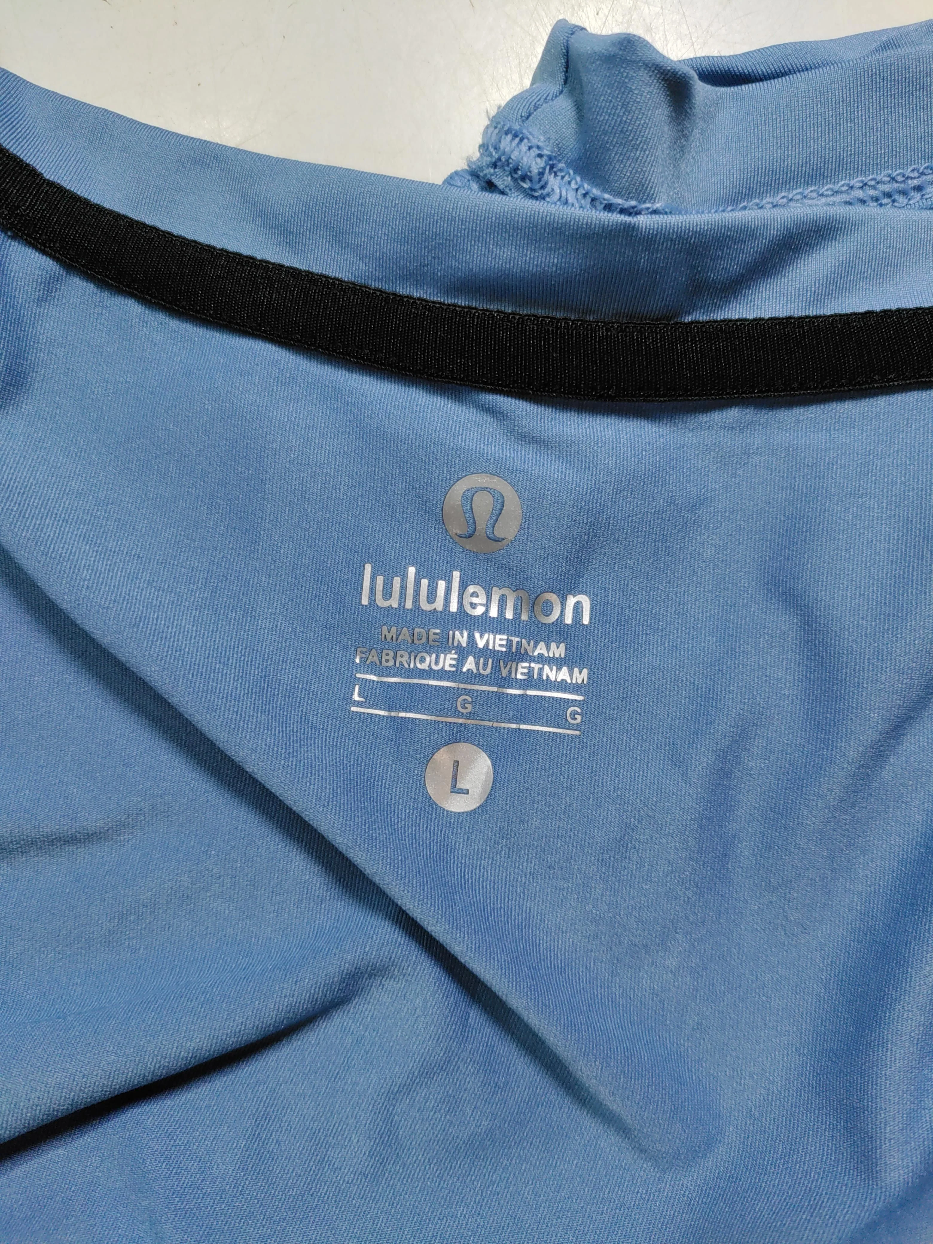 Lululemon Women's T-Shirt L Blue Polyester with Cotton Basic - Image 5