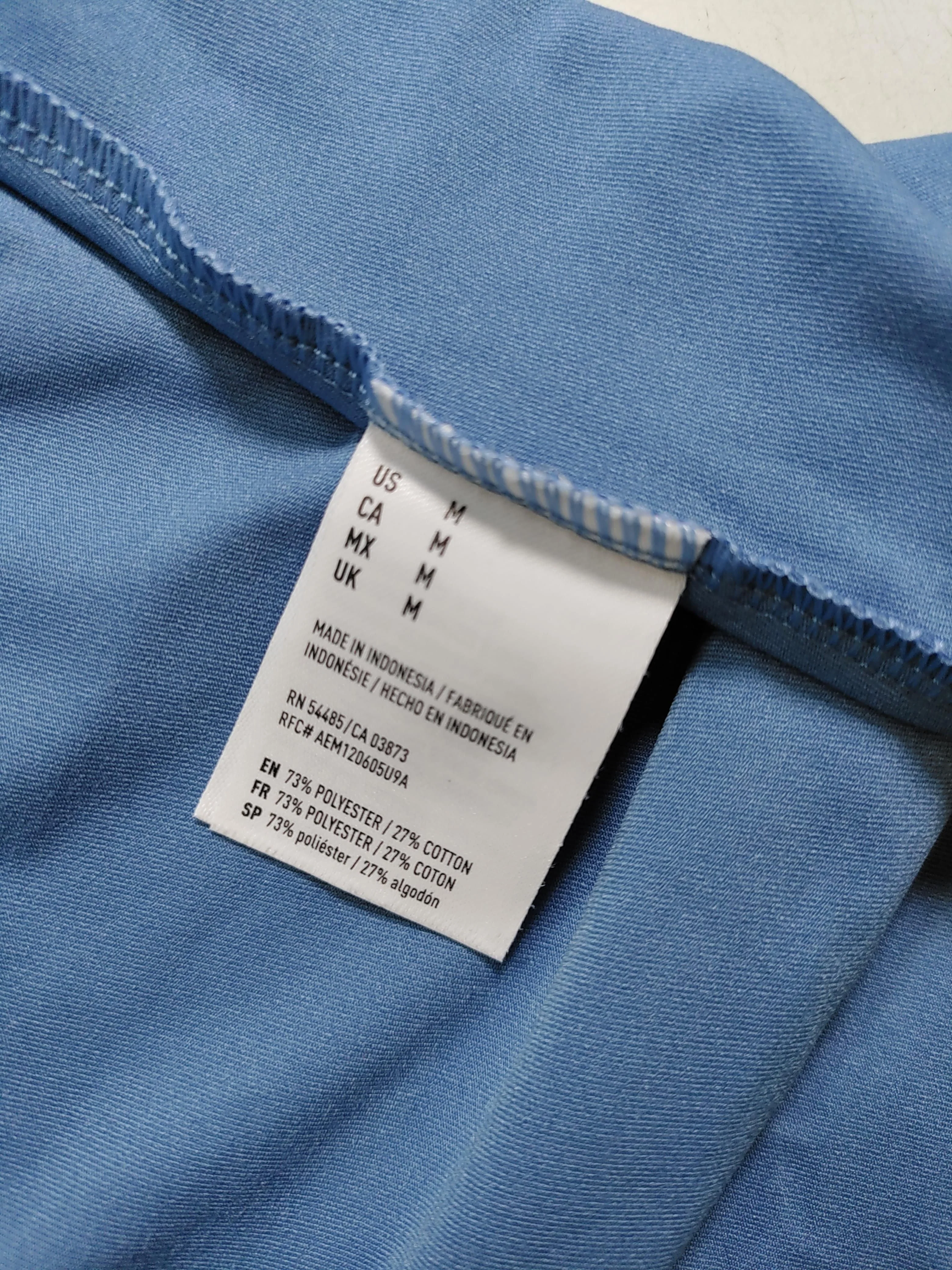 Lululemon Women's T-Shirt L Blue Polyester with Cotton Basic - Image 6