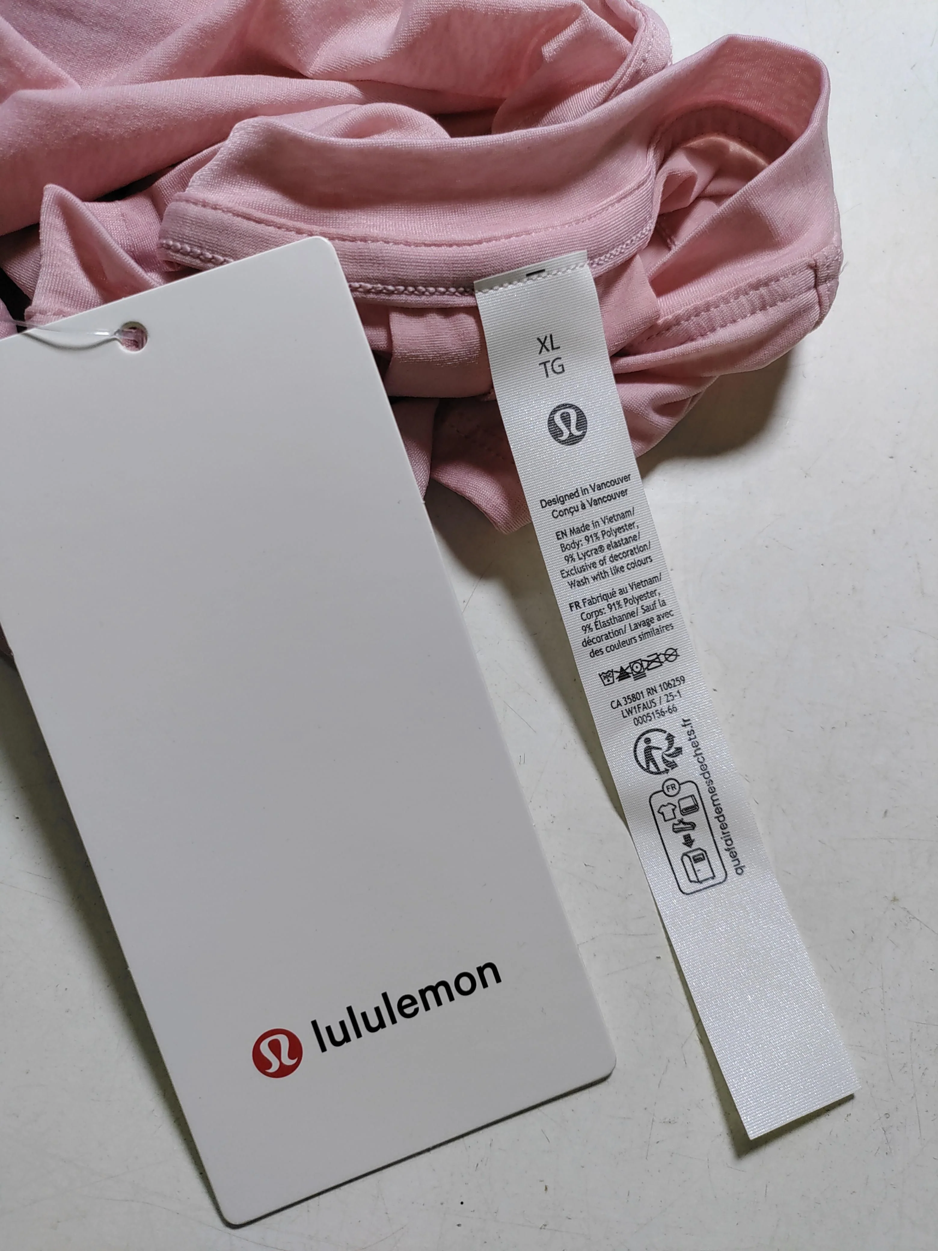 Lululemon Women's T-Shirt XL Pink Polyester with Spandex Basic New with tags - Image 5