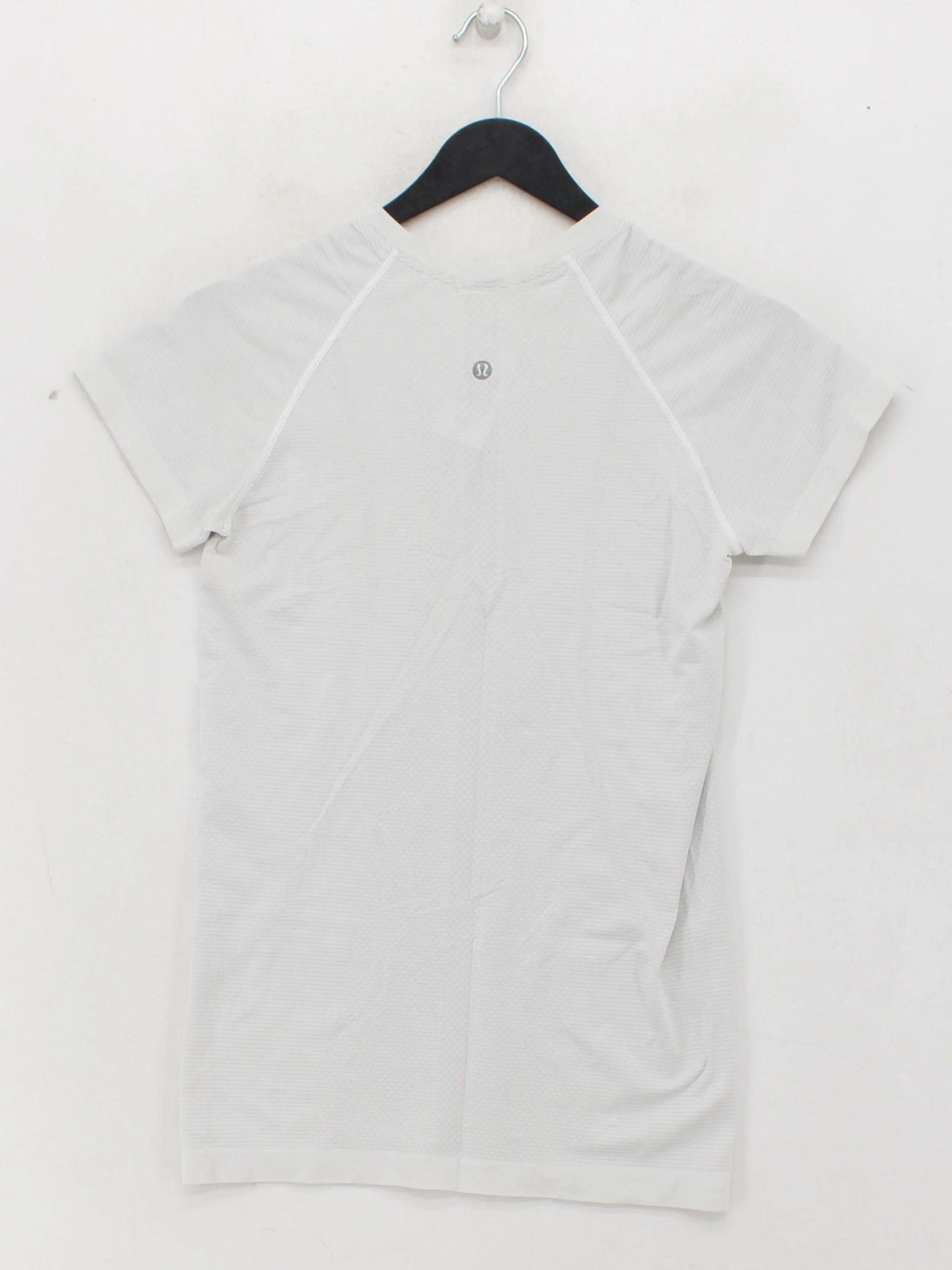 Lululemon Women's T-Shirt XS White 100% Other Basic - Image 2