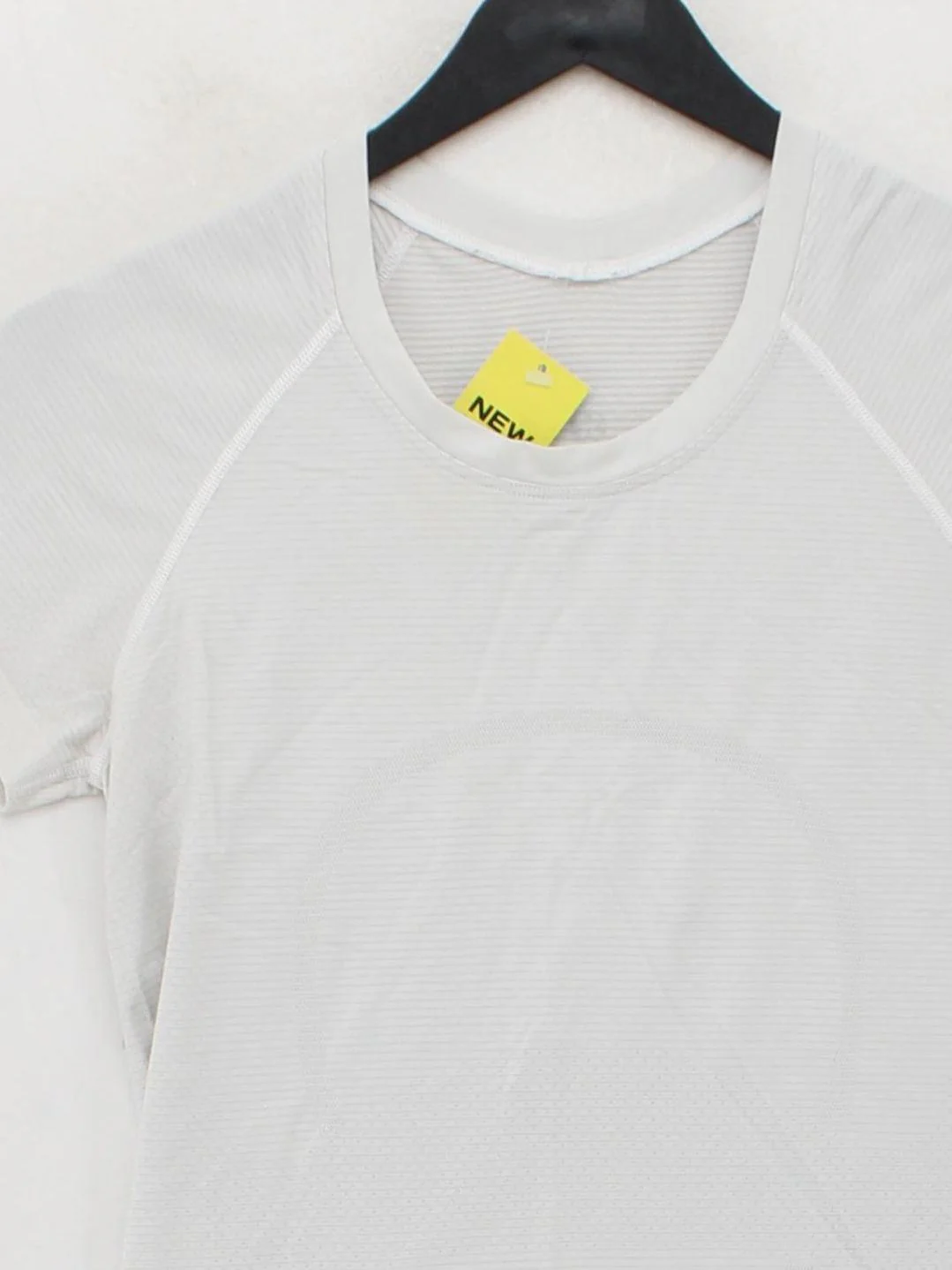 Lululemon Women's T-Shirt XS White 100% Other Basic - Image 3
