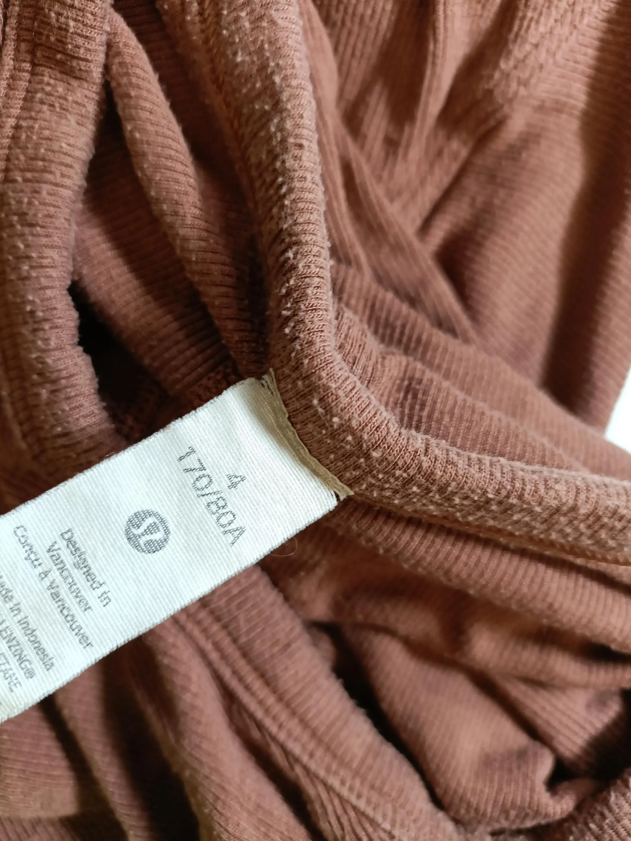 Lululemon Women's Top UK 8 Brown 100% Other Short Sleeve Round Neck Basic - Image 5