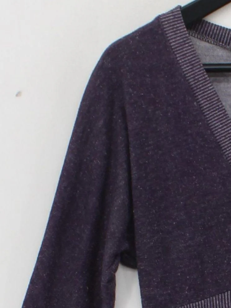 Lux Women's Top M Purple Rayon with Polyester 3/4 Sleeve V-Neck Basic - Image 4