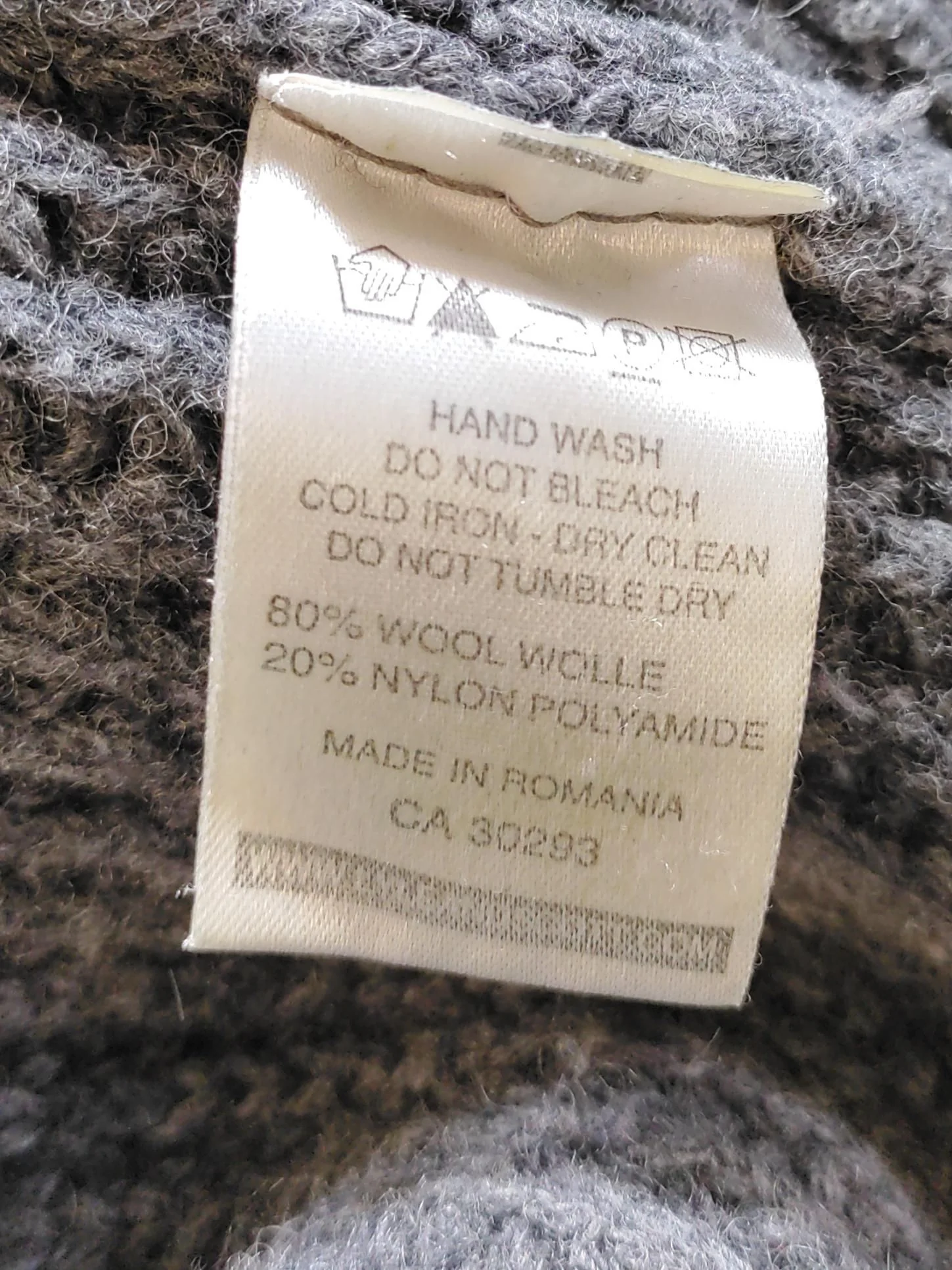 Lyle & Scott Men's Cardigan M Grey Wool with Polyamide Collared Cardigan - Image 6