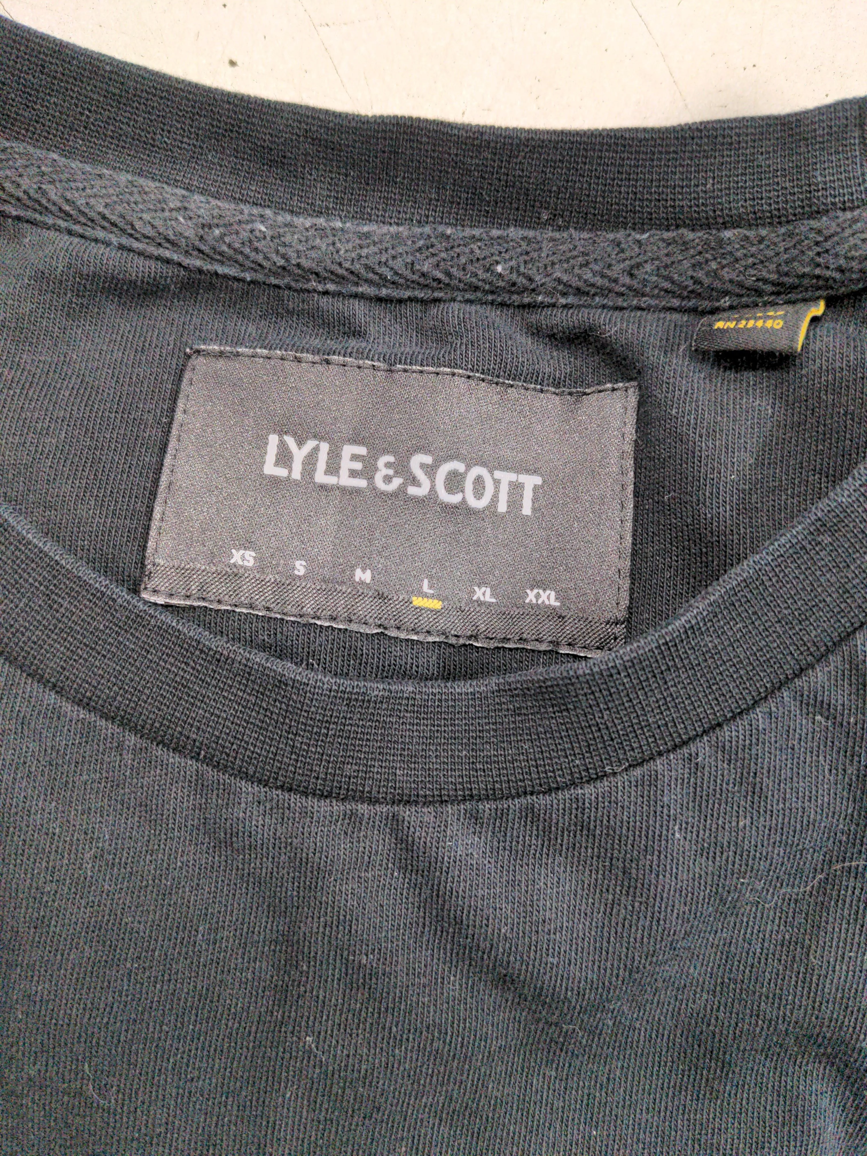 Lyle & Scott Men's Hoodie L Black 100% Cotton Pullover - Image 6