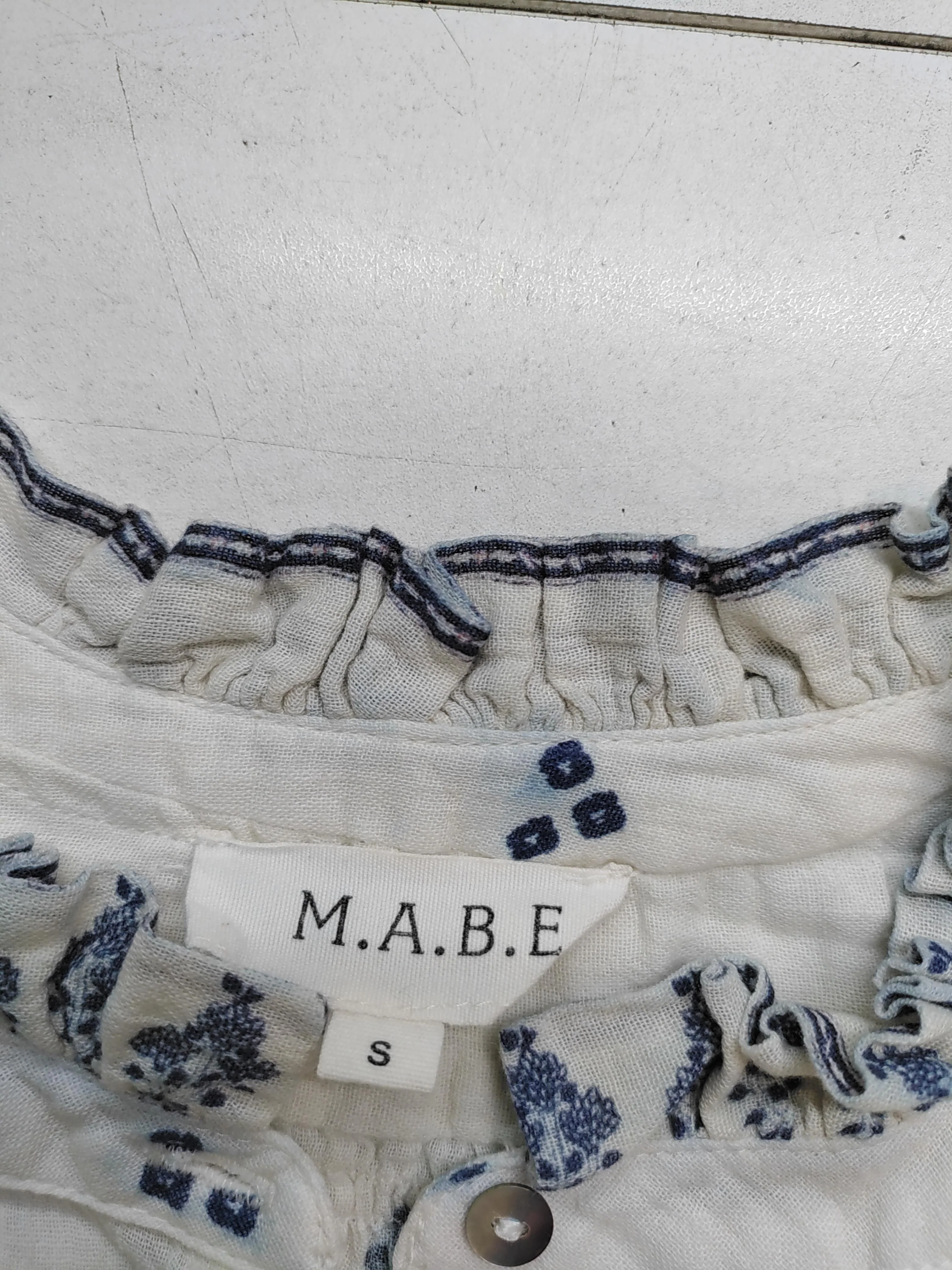 M.A.B.E Women's Top S White Geometric 100% Cotton Short Sleeve High Neck Basic - Image 5