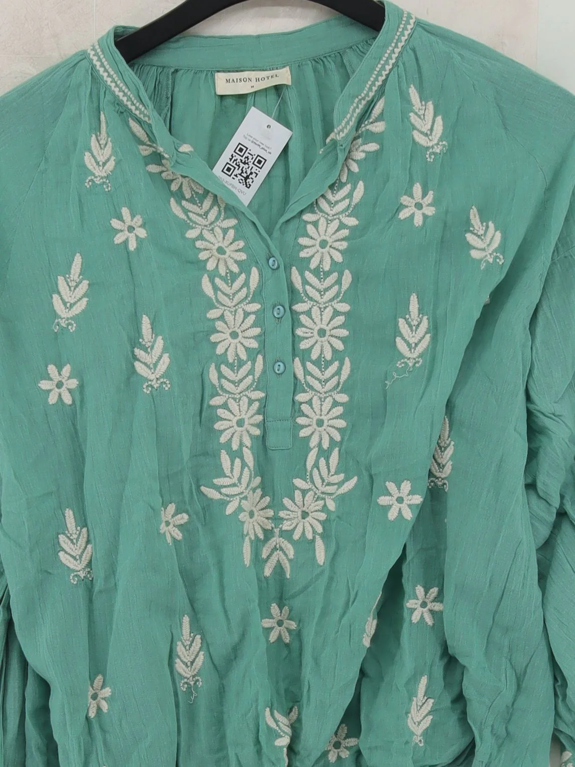 MAISON HOTEL Women's Top M Green Floral 100% Cotton Long Sleeve V-Neck Basic - Image 3