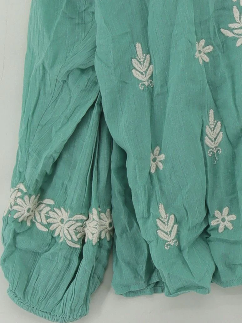 MAISON HOTEL Women's Top M Green Floral 100% Cotton Long Sleeve V-Neck Basic - Image 4