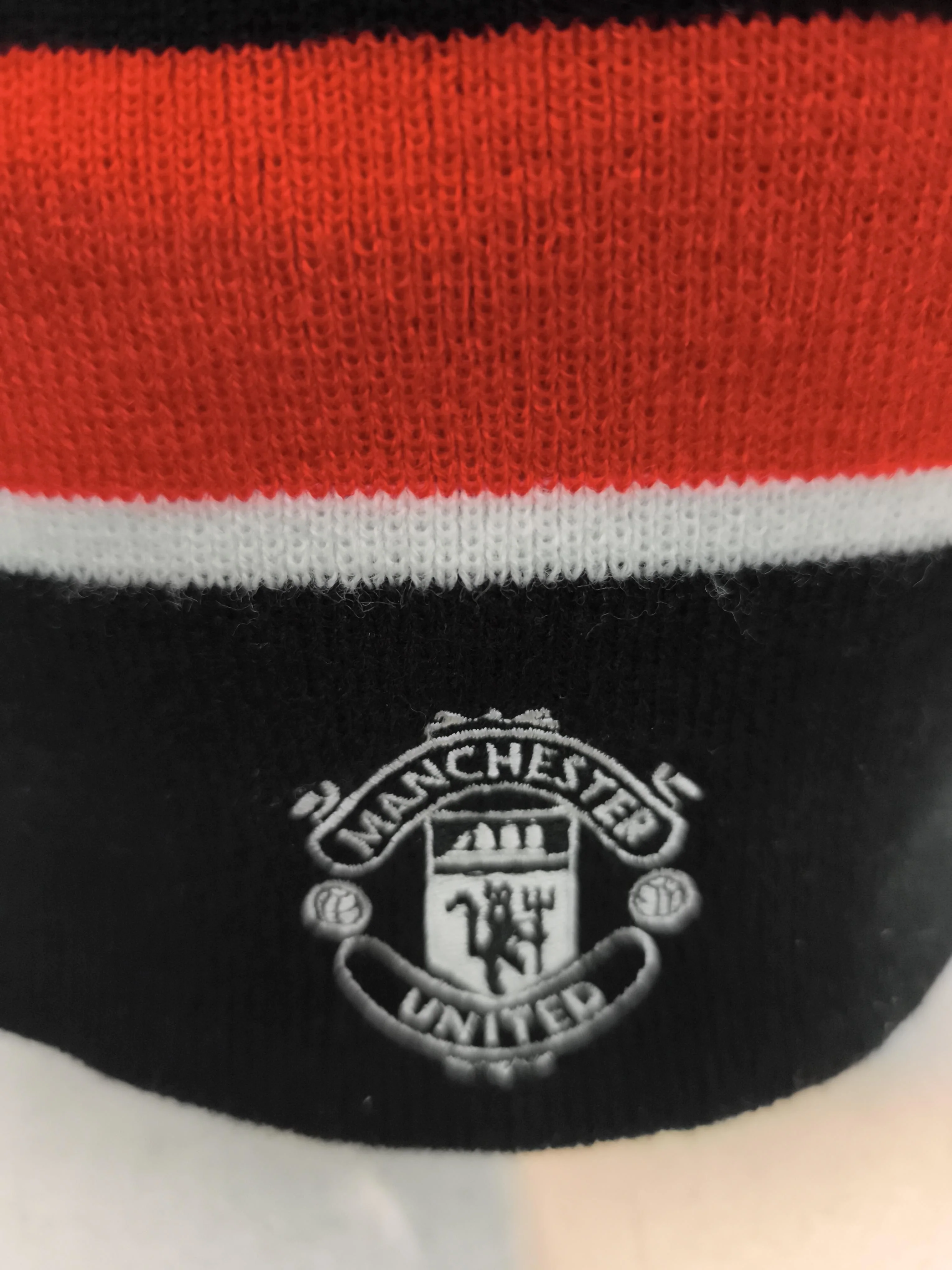 Manchester United Men's Hat M Multi Striped 100% Other Beanie - Image 3