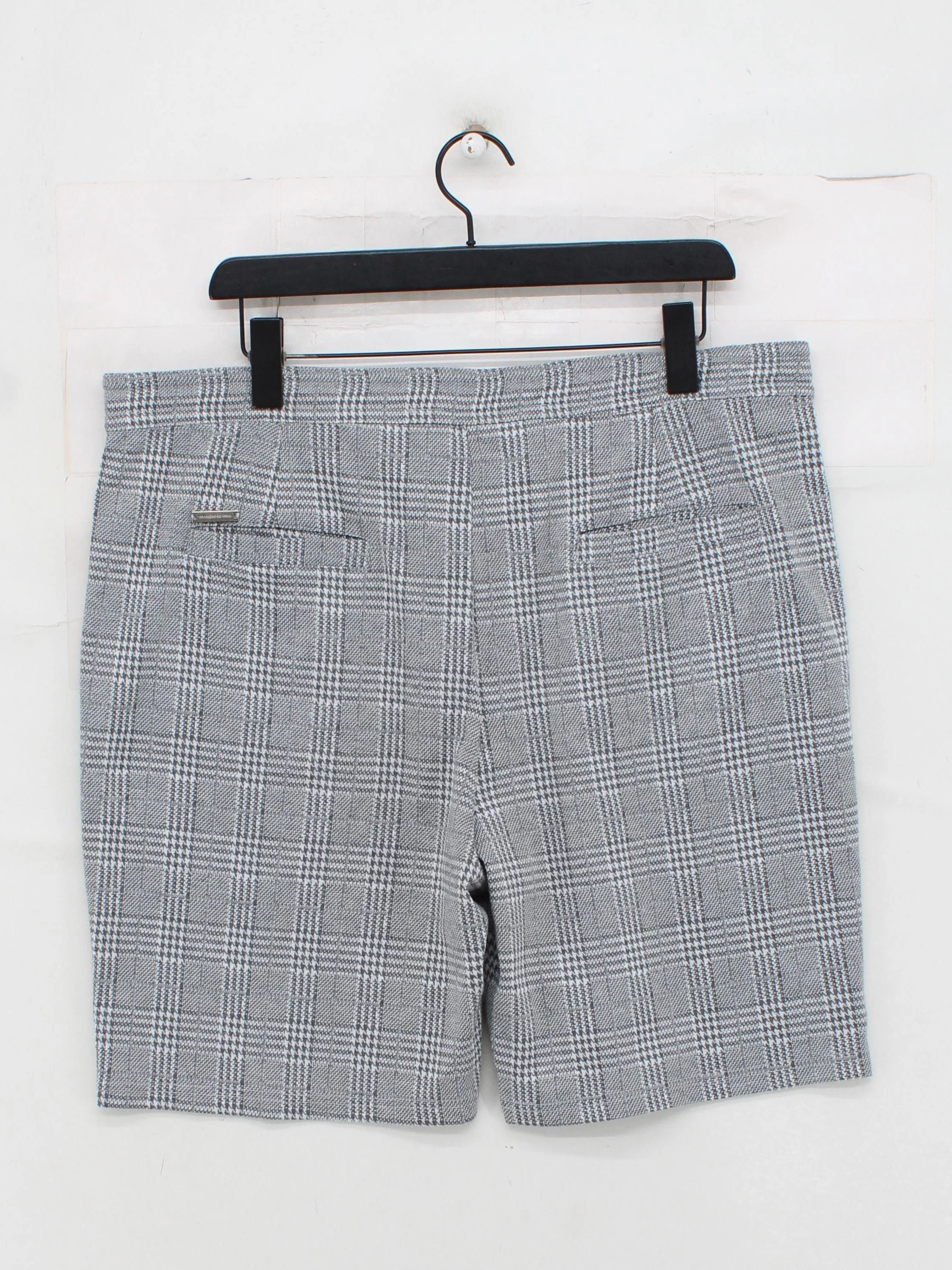 Maniere De Voir Men's Shorts XXL Grey Checkered Polyester with Spandex Chino - Image 2