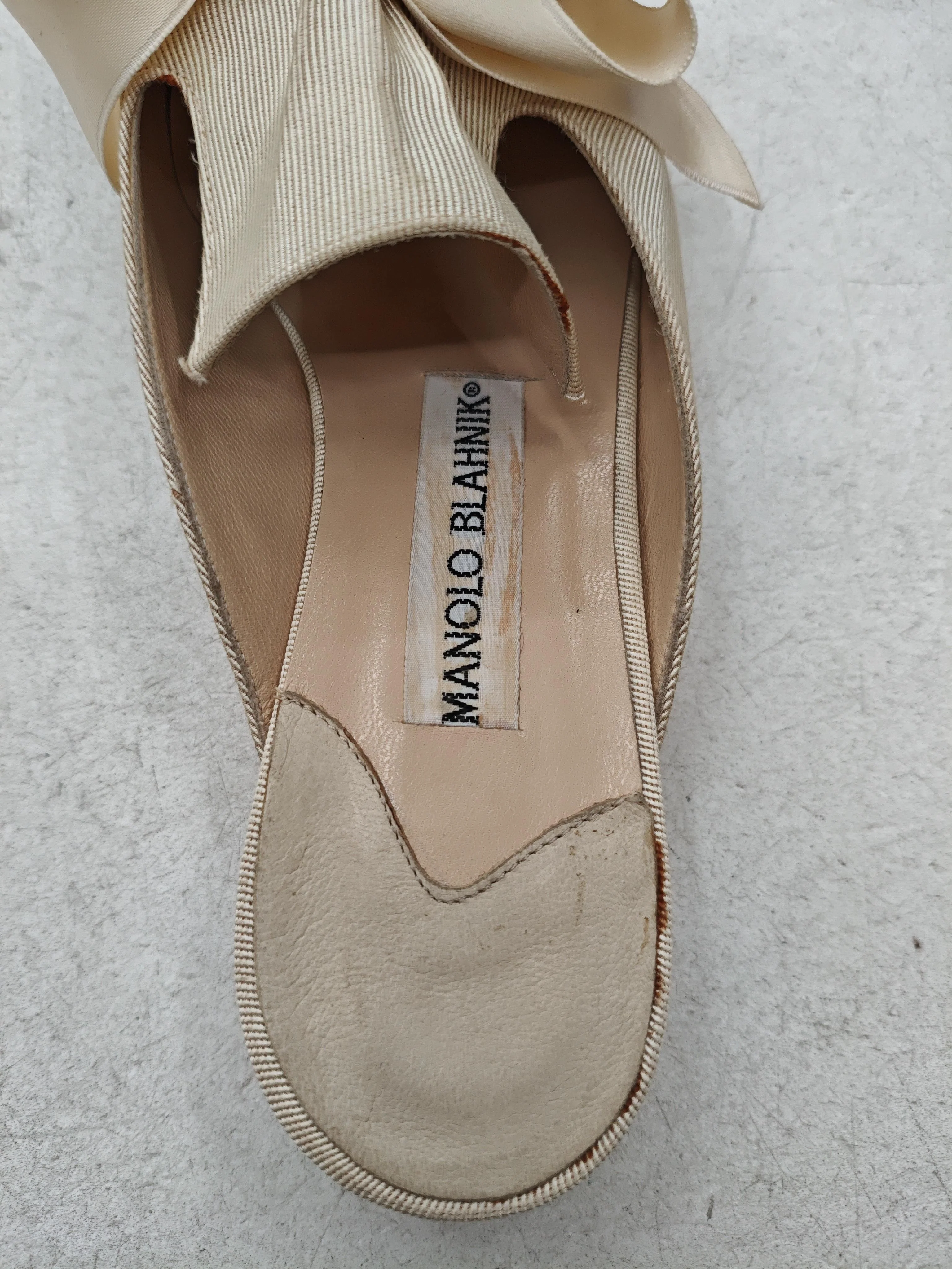 Manolo Blahnik Women's Flat Shoes UK 4 Cream Other with Leather Slider - Image 6