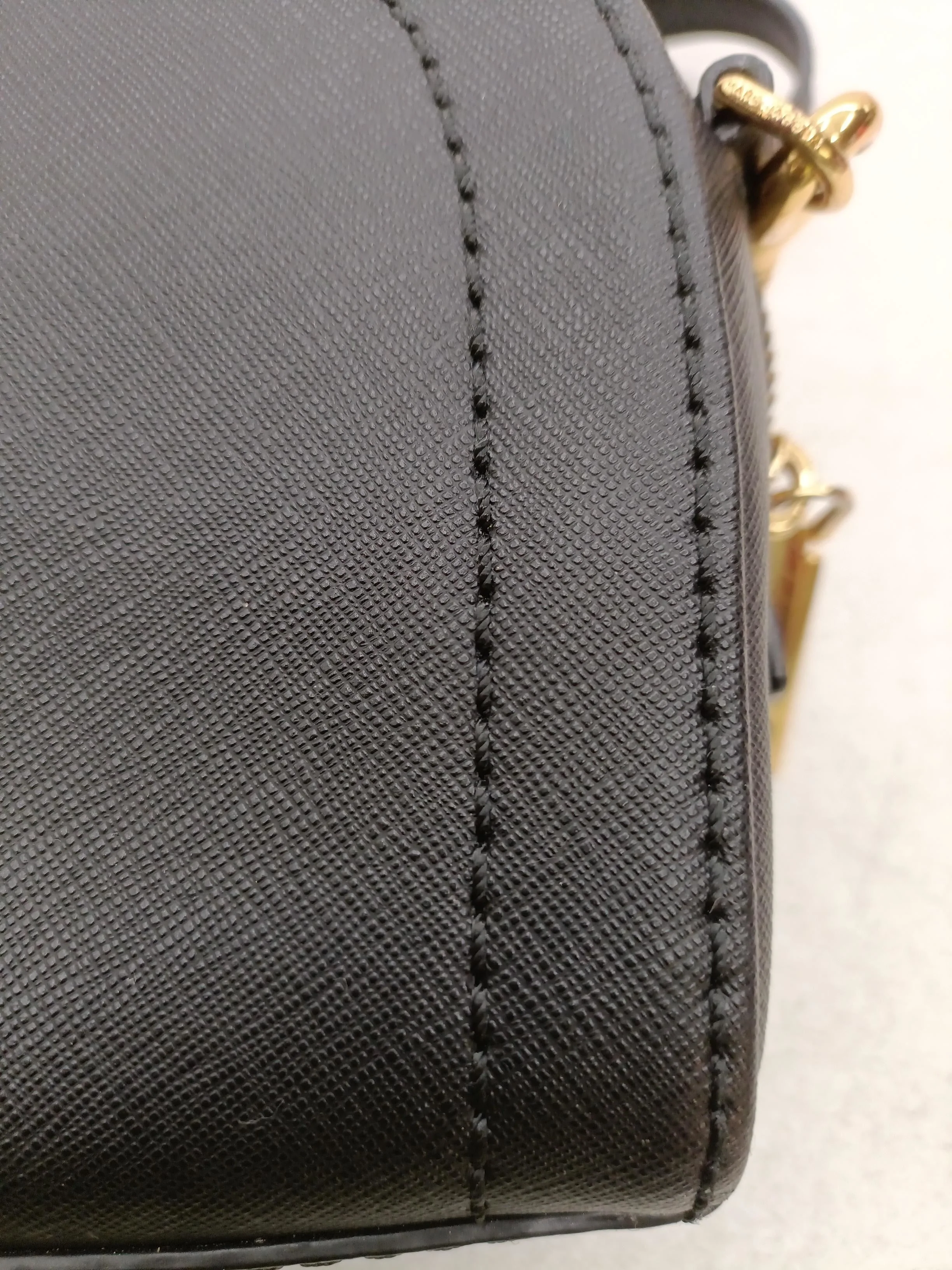 Marc Jacobs Women's Bag Black 100% Faux Leather Crossbody - Image 3