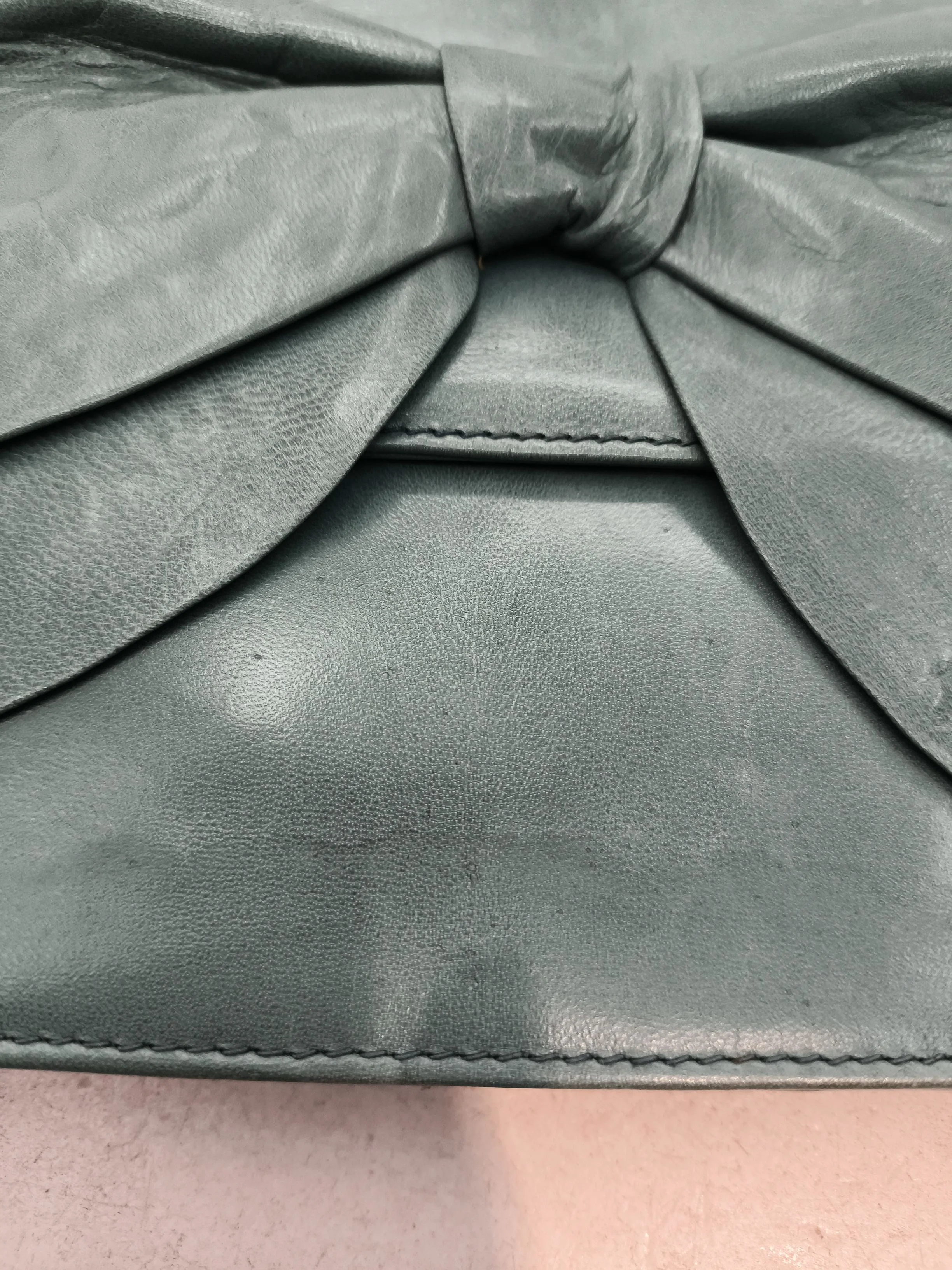 Mario Valentino Women's Bag Green 100% Leather Crossbody - Image 5