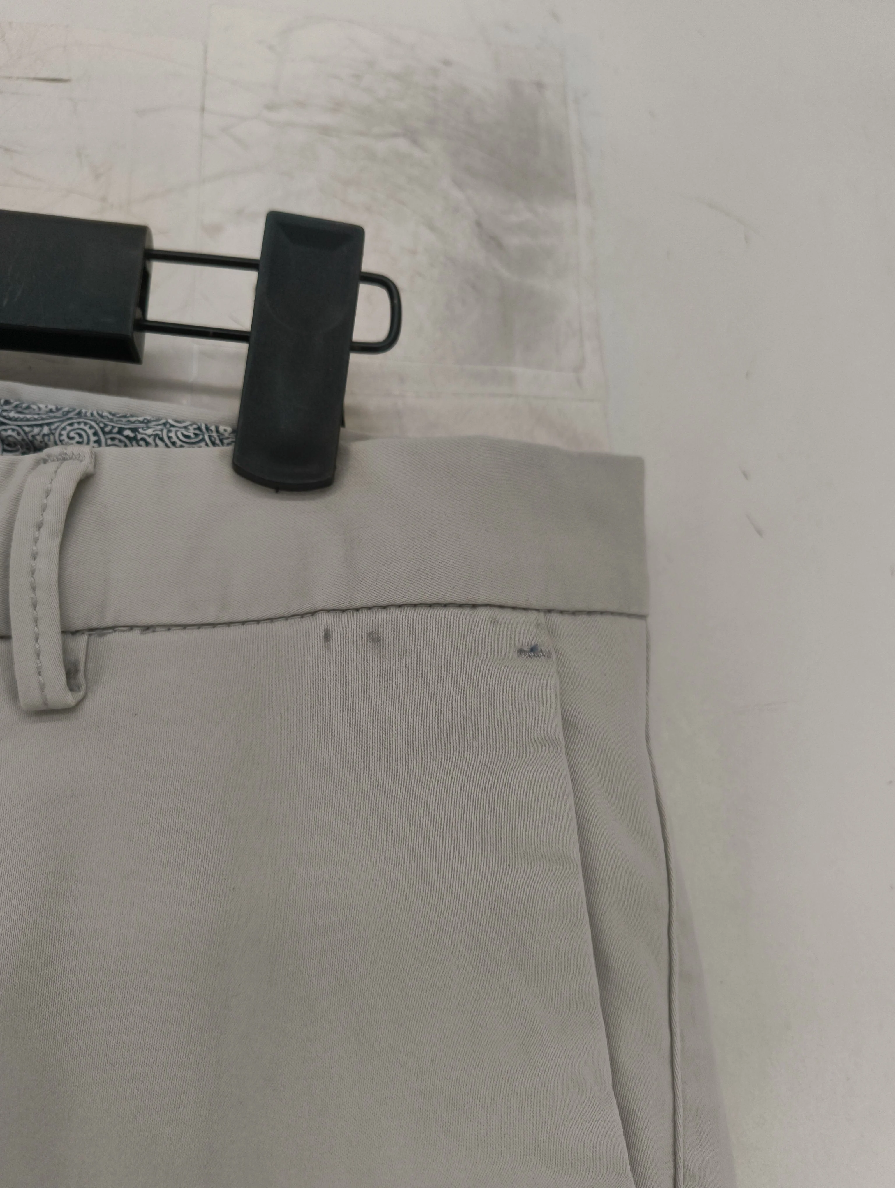Massimo Dutti Men's Trousers W 30 in Grey 100% Cotton Straight Chino - Image 5
