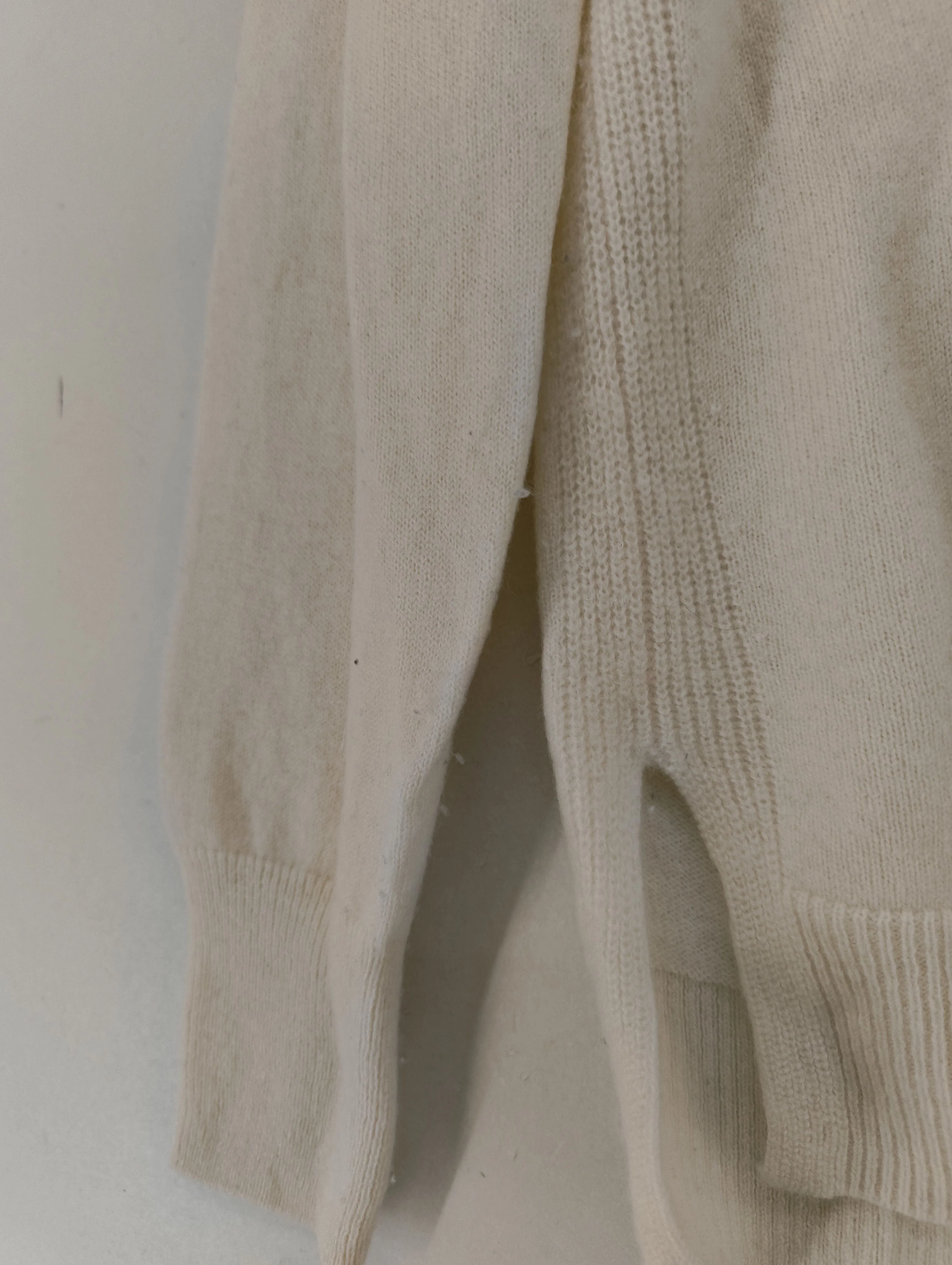 Massimo Dutti Women's Cardigan XS Cream Wool with Cashmere V-Neck Cardigan - Image 5