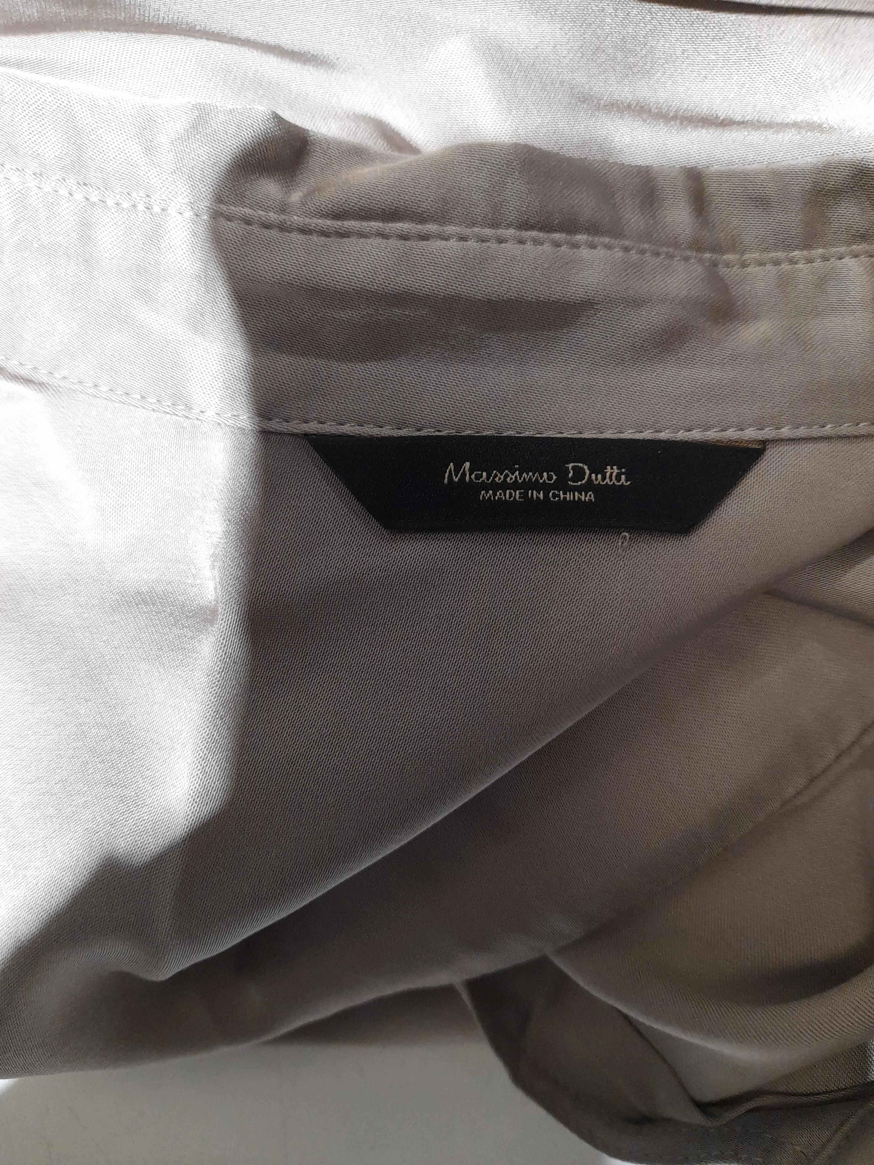 Massimo Dutti Women's Shirt M Tan 100% Viscose Long Sleeve Collared Basic - Image 6