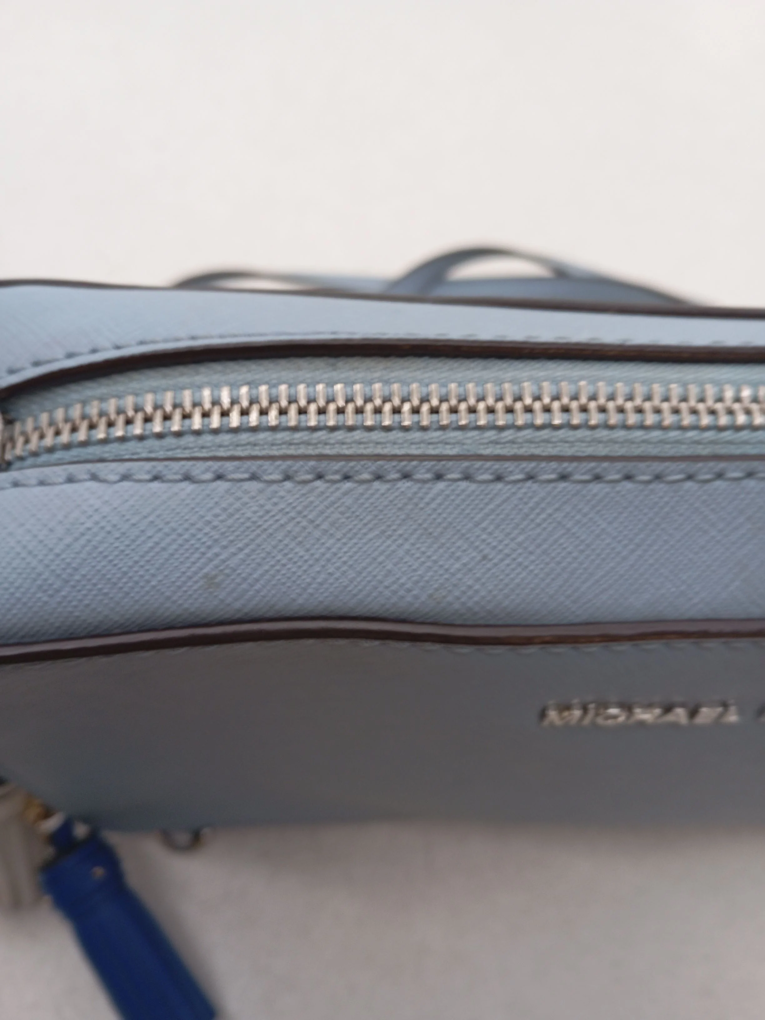 Michael Kors Women's Bag Blue 100% Leather Crossbody - Image 5