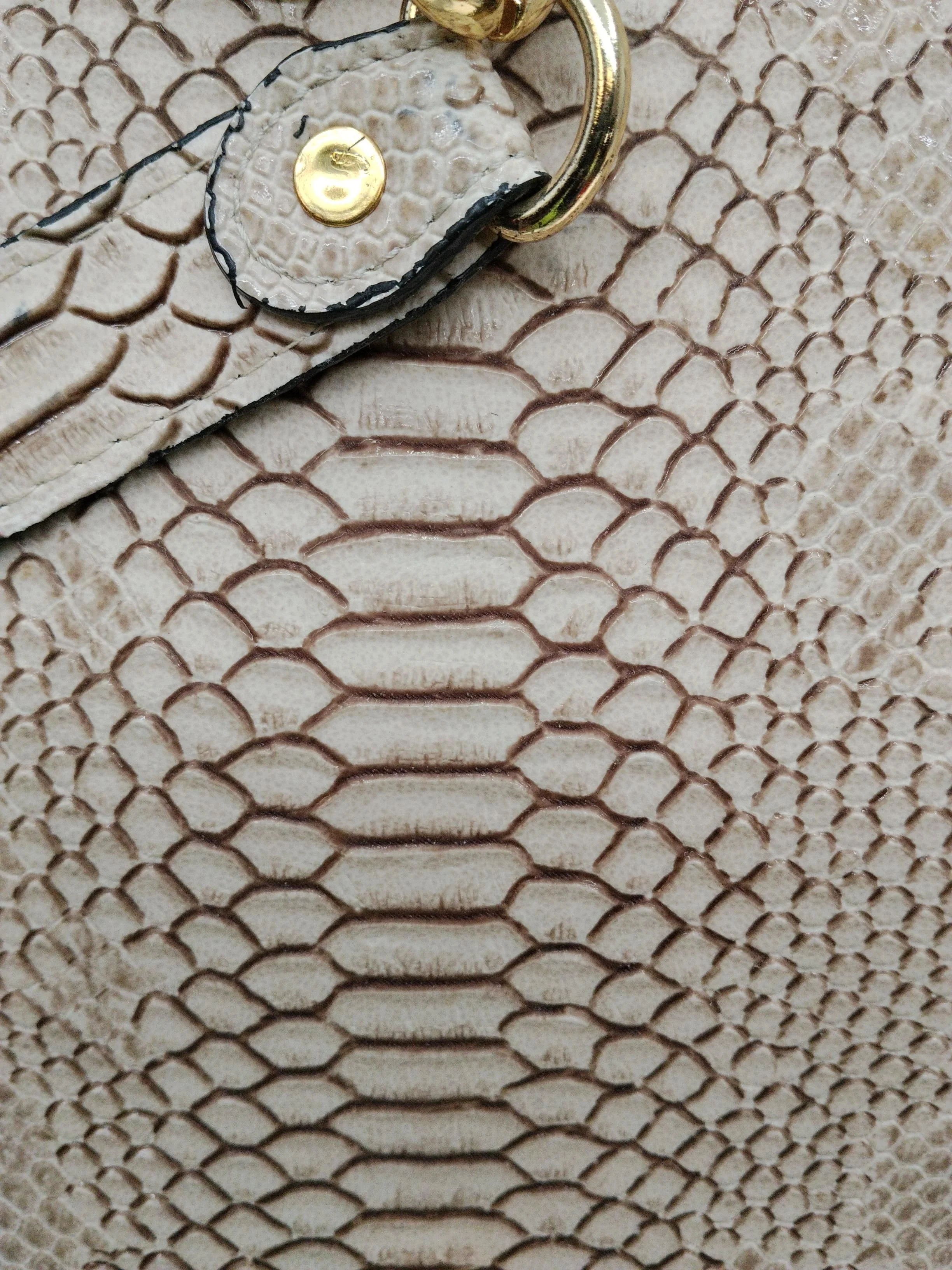 Michael Kors Women's Bag Cream Animal Print 100% Faux Leather Shoulder Bag - Image 3